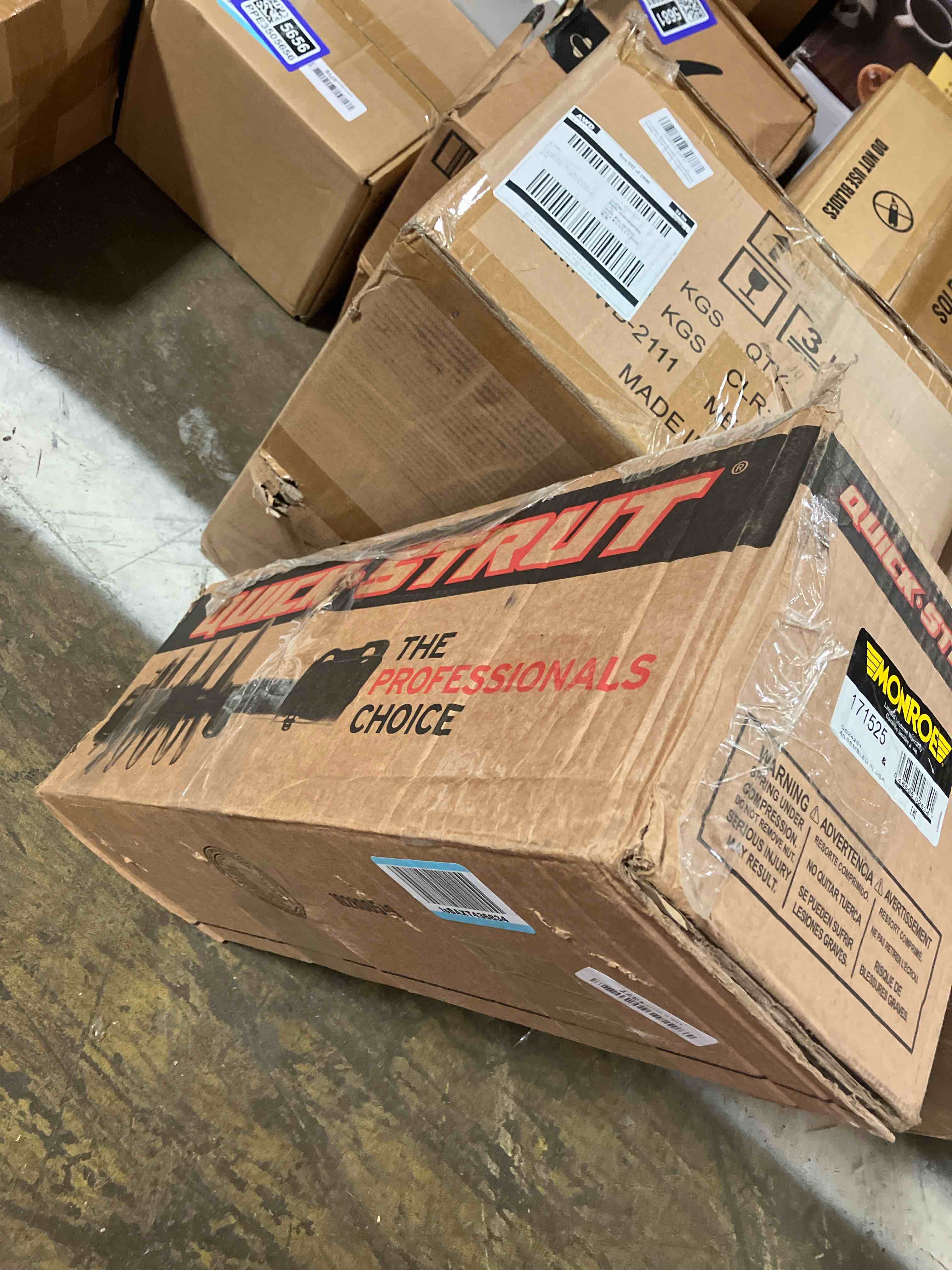 https://s3.amazonaws.com/lotting-images-prod/phillipi/PPE3505691_1755292625815.jpeg