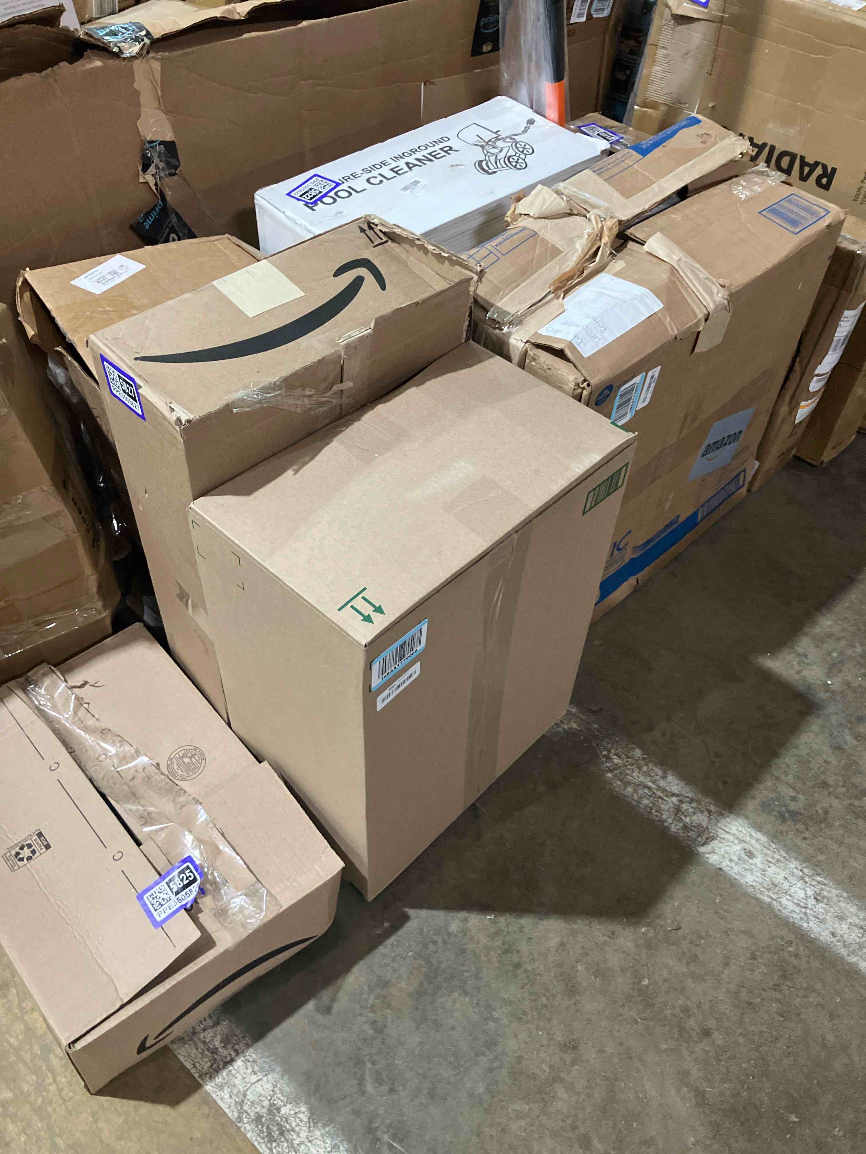 https://s3.amazonaws.com/lotting-images-prod/phillipi/PPE3505826_1755624659070.jpeg
