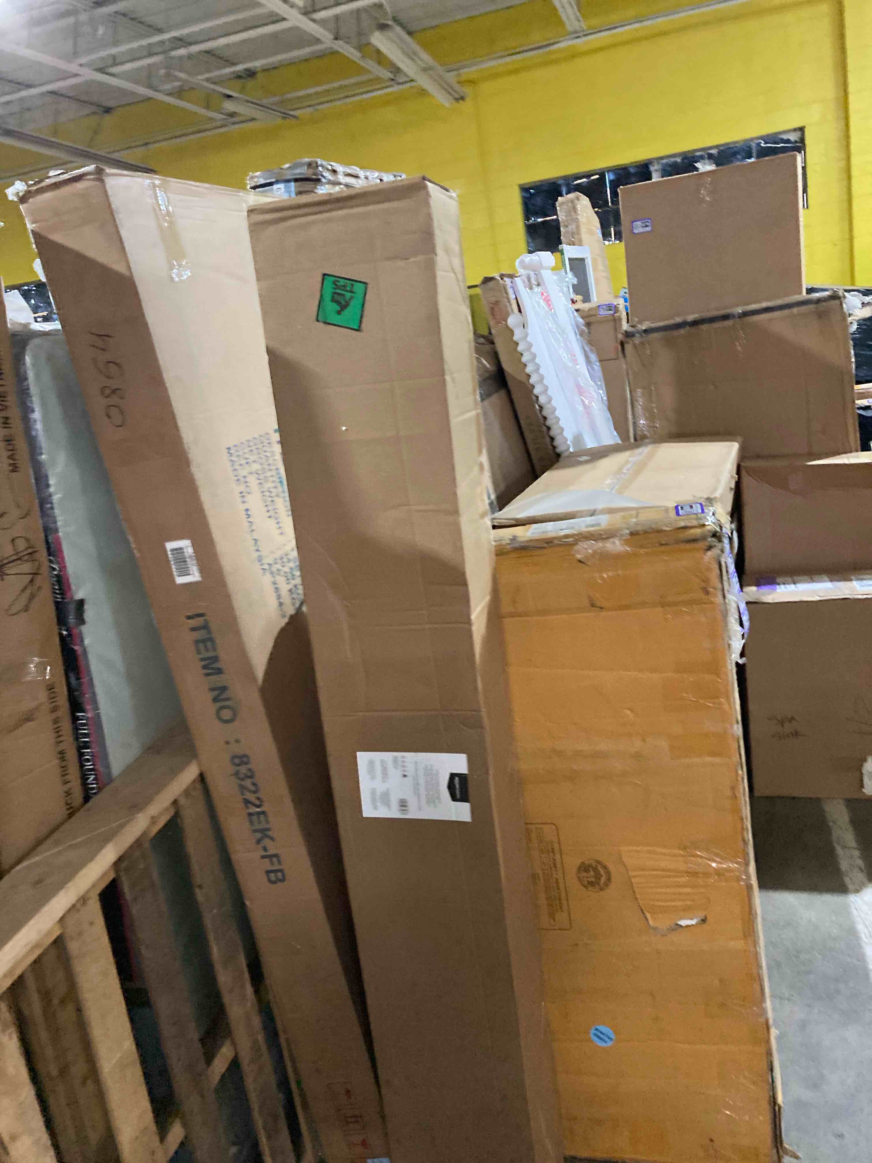 https://s3.amazonaws.com/lotting-images-prod/phillipi/PPE3505891_1755614689894.jpeg