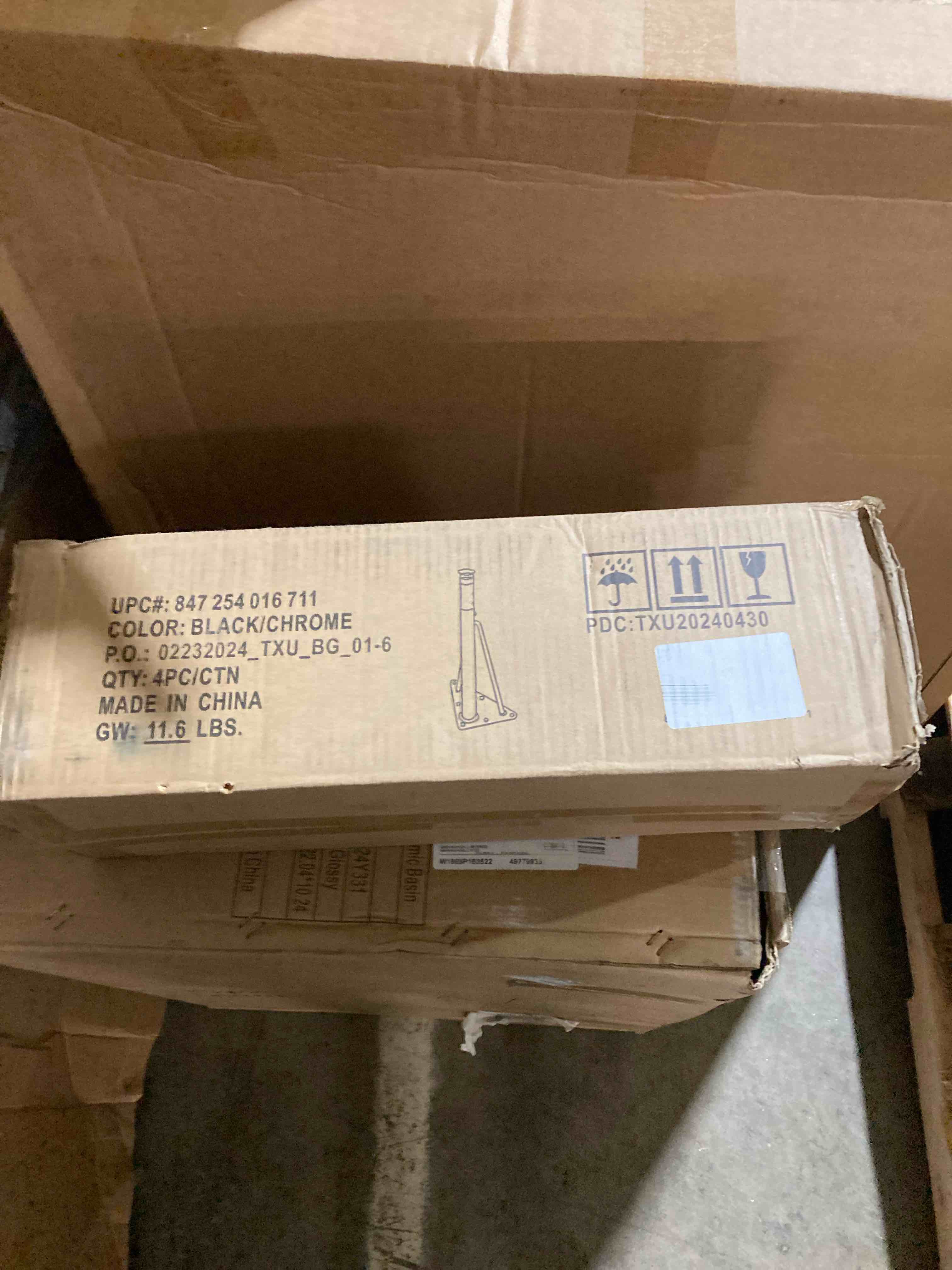 https://s3.amazonaws.com/lotting-images-prod/phillipi/PPE3505895_1755615497670.jpeg