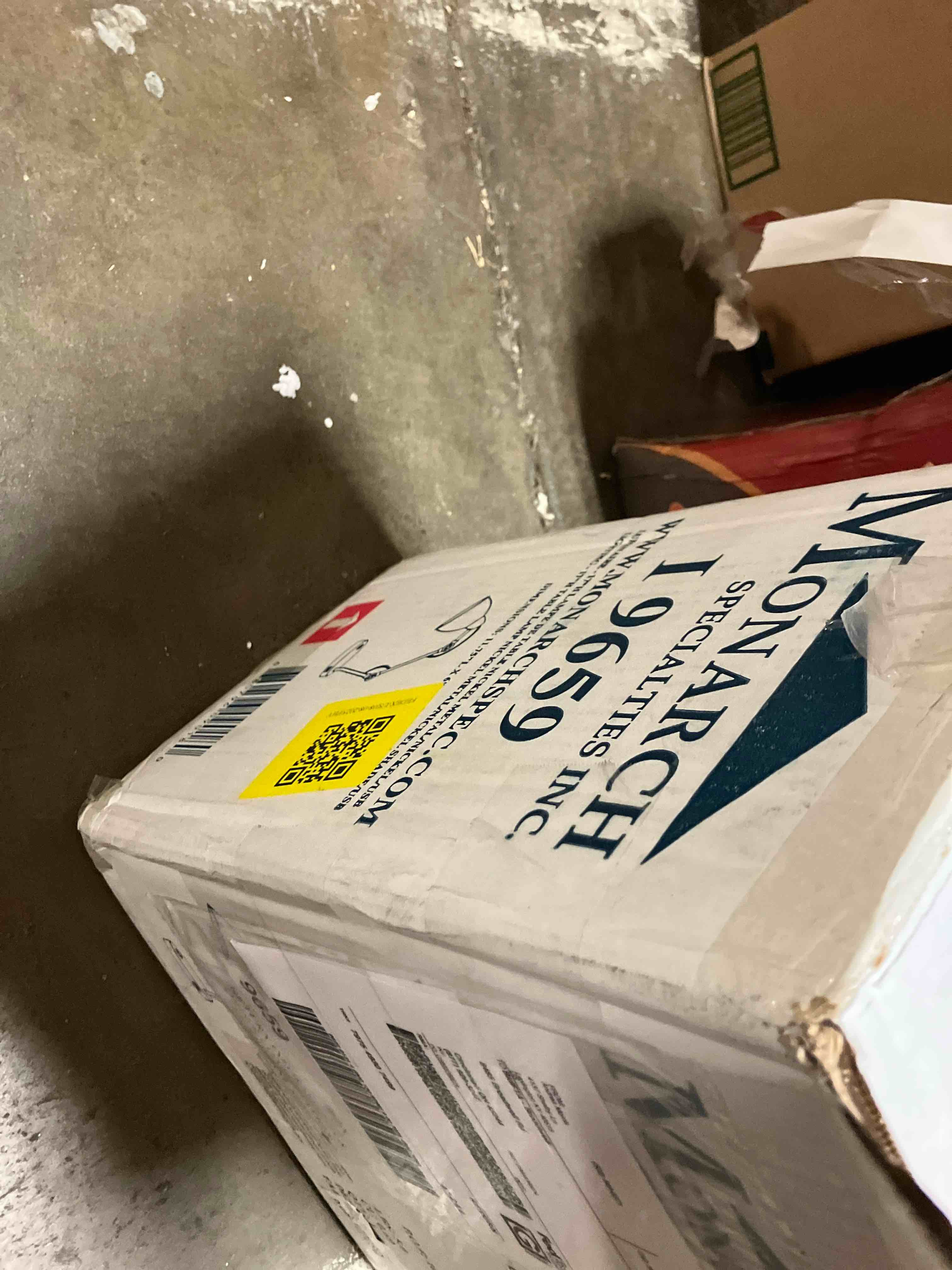 https://s3.amazonaws.com/lotting-images-prod/phillipi/PPE3505916_1756991711227.jpeg