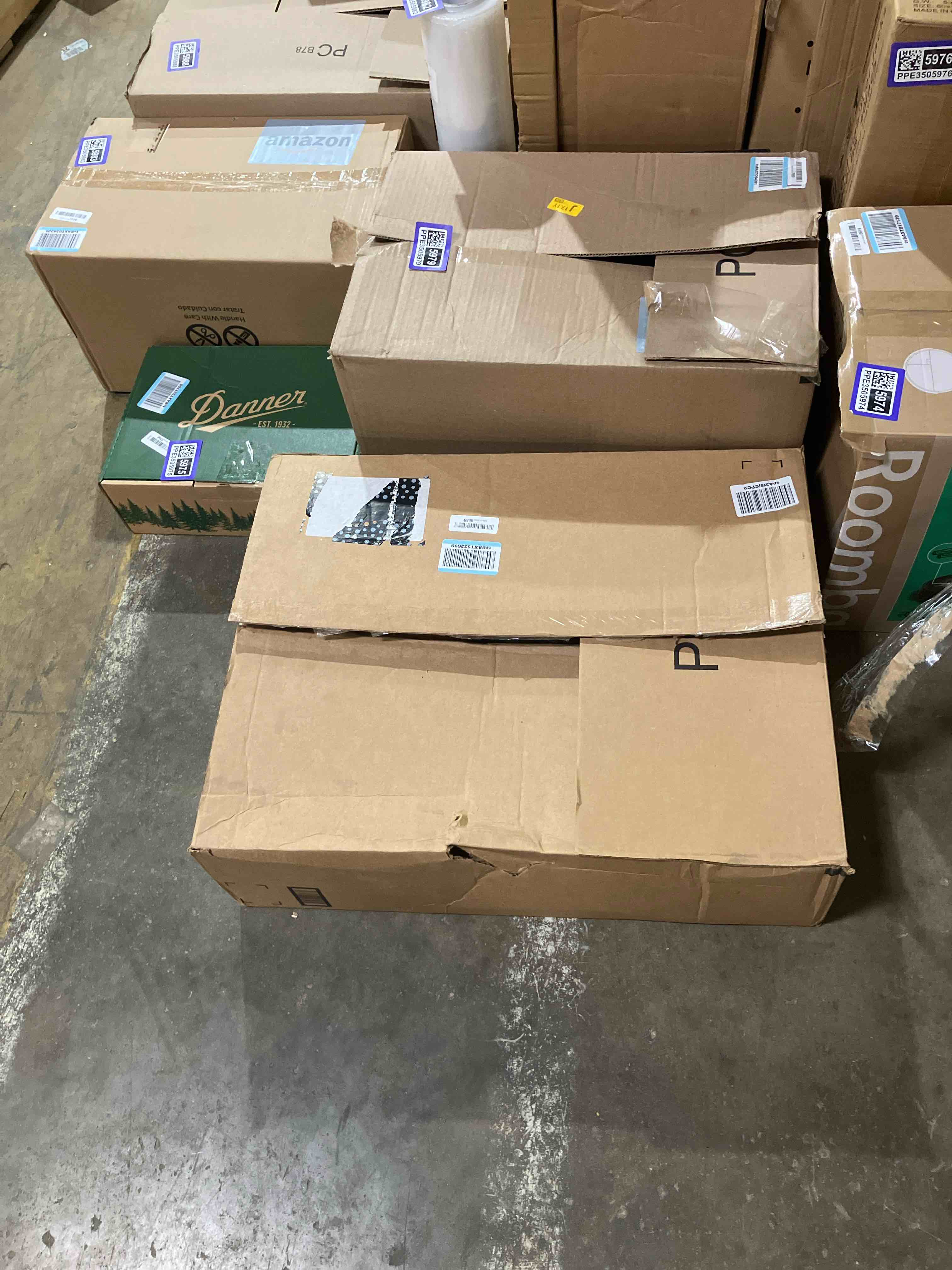 https://s3.amazonaws.com/lotting-images-prod/phillipi/PPE3505973_1755636686791.jpeg
