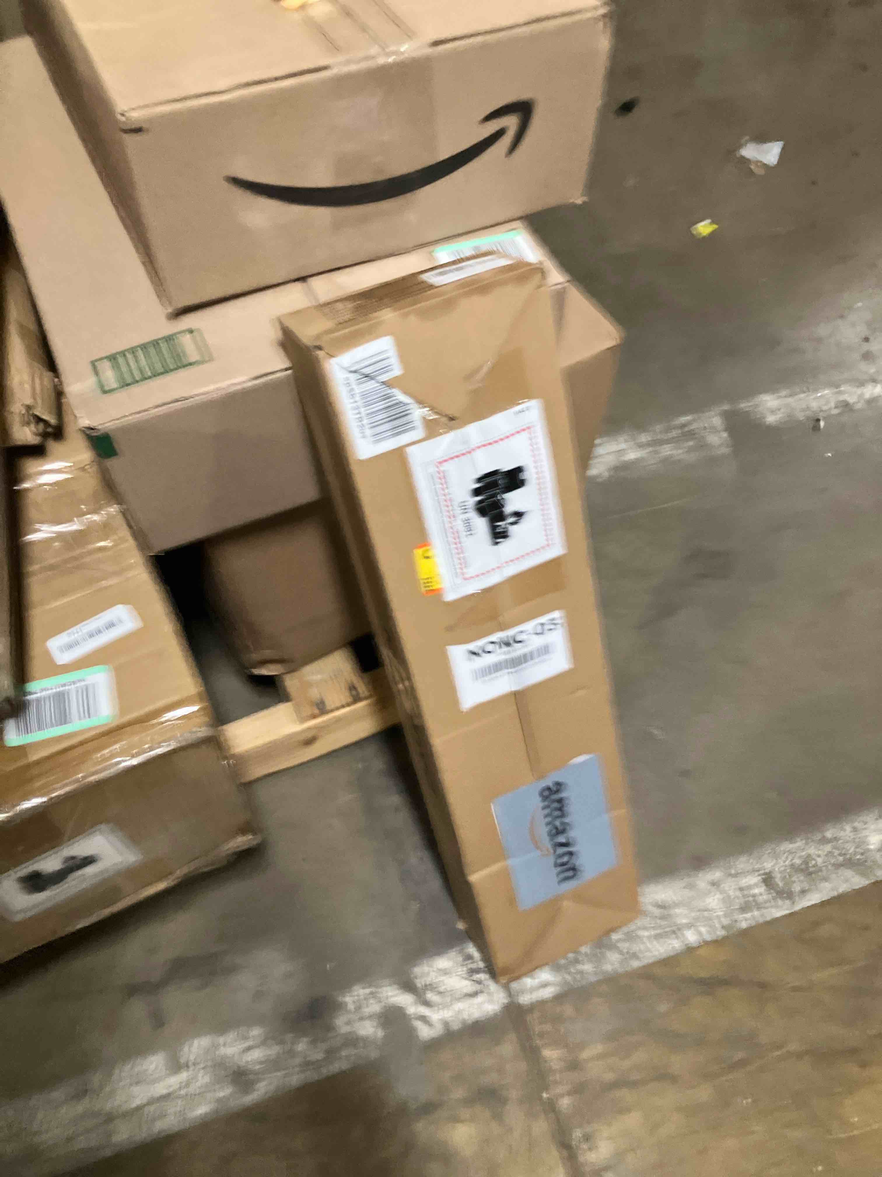 https://s3.amazonaws.com/lotting-images-prod/phillipi/PPE3506076_1755632976237.jpeg