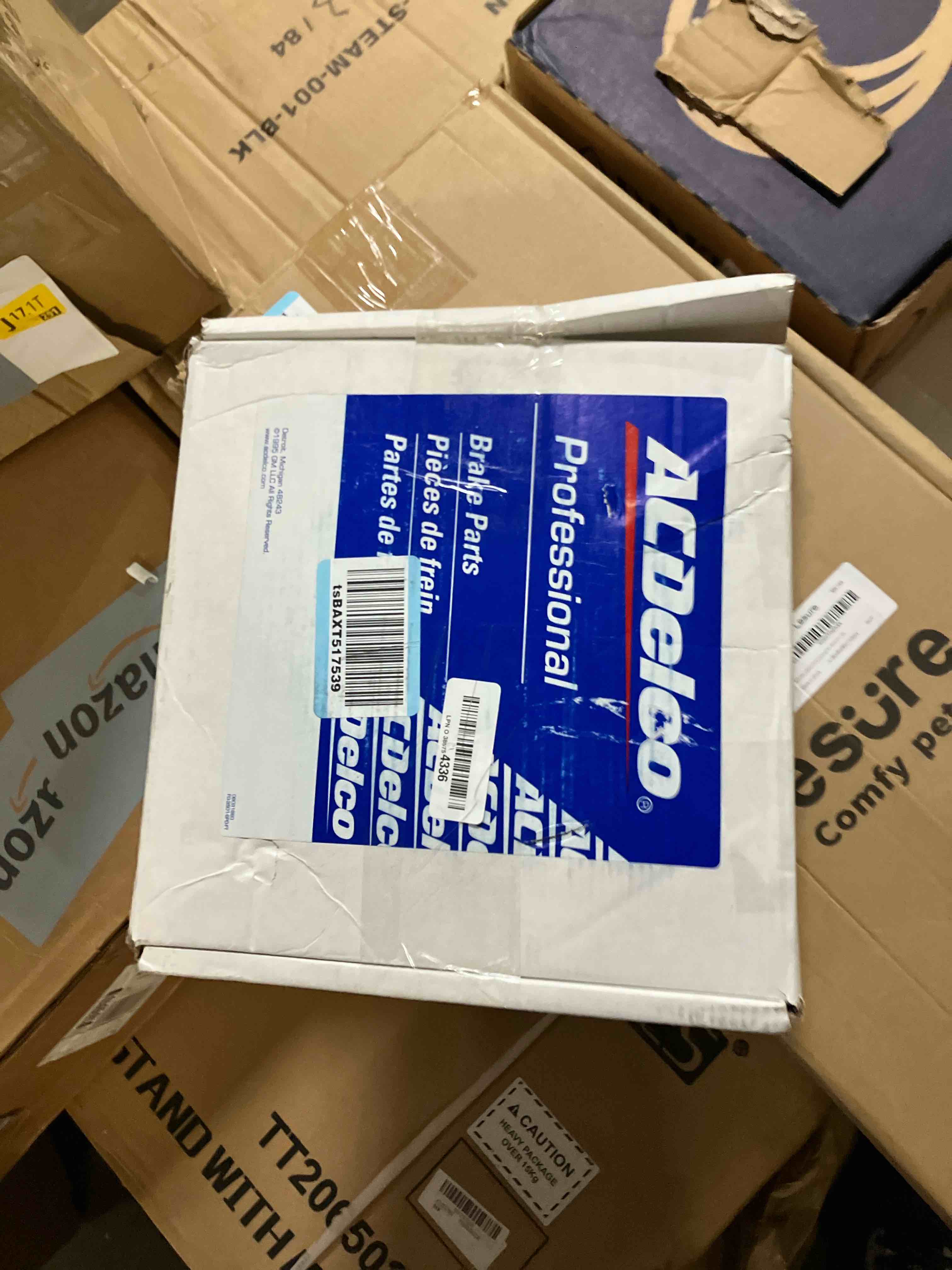 https://s3.amazonaws.com/lotting-images-prod/phillipi/PPE3506107_1755638358435.jpeg