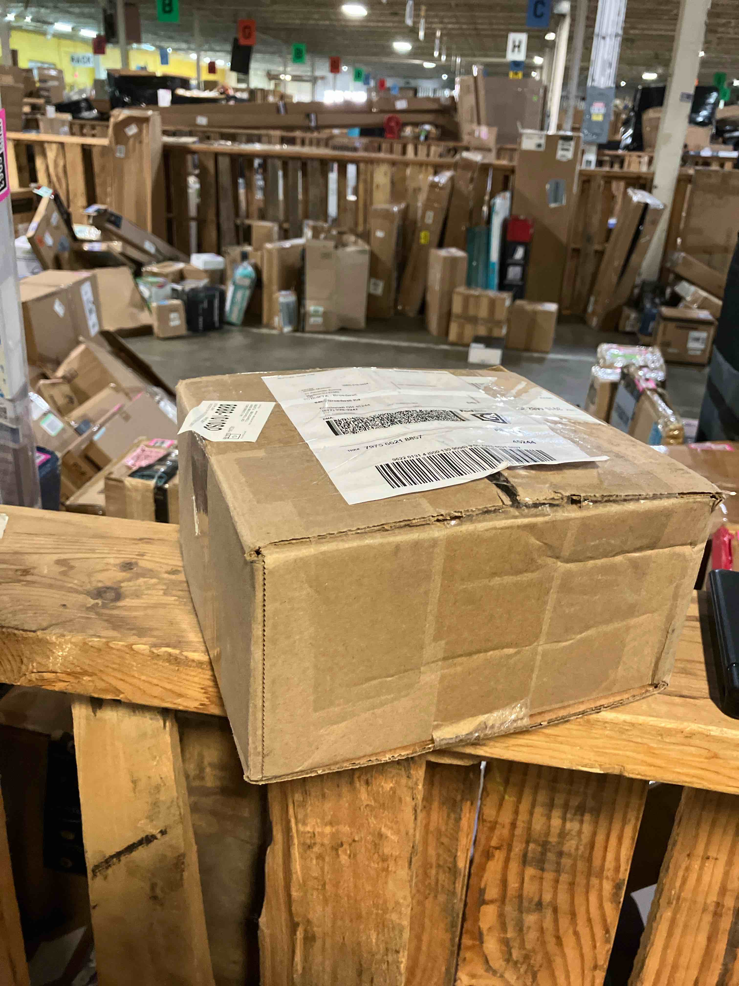https://s3.amazonaws.com/lotting-images-prod/phillipi/PPE3506186_1756476068634.jpeg