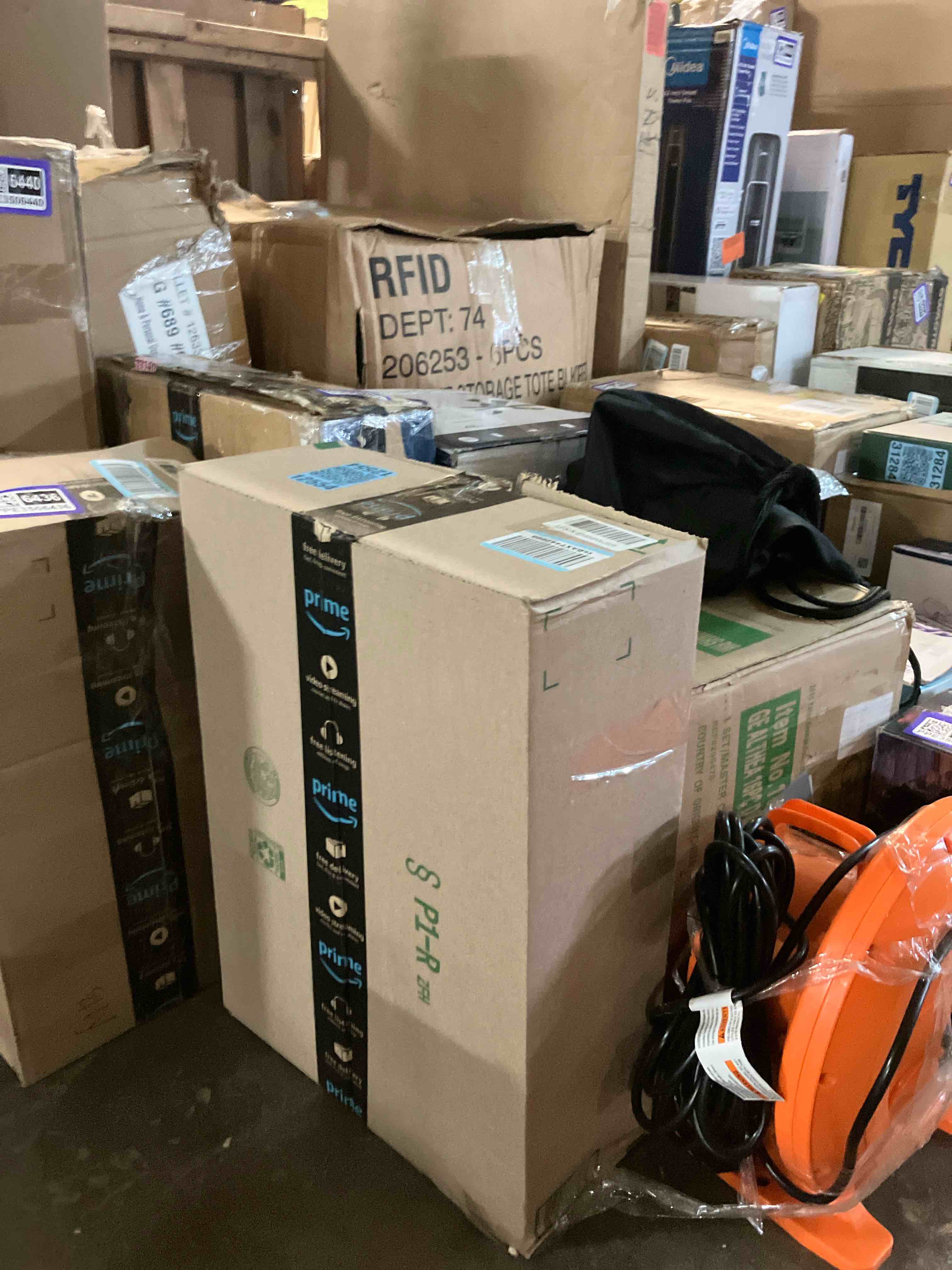 https://s3.amazonaws.com/lotting-images-prod/phillipi/PPE3506442_1755793320790.jpeg