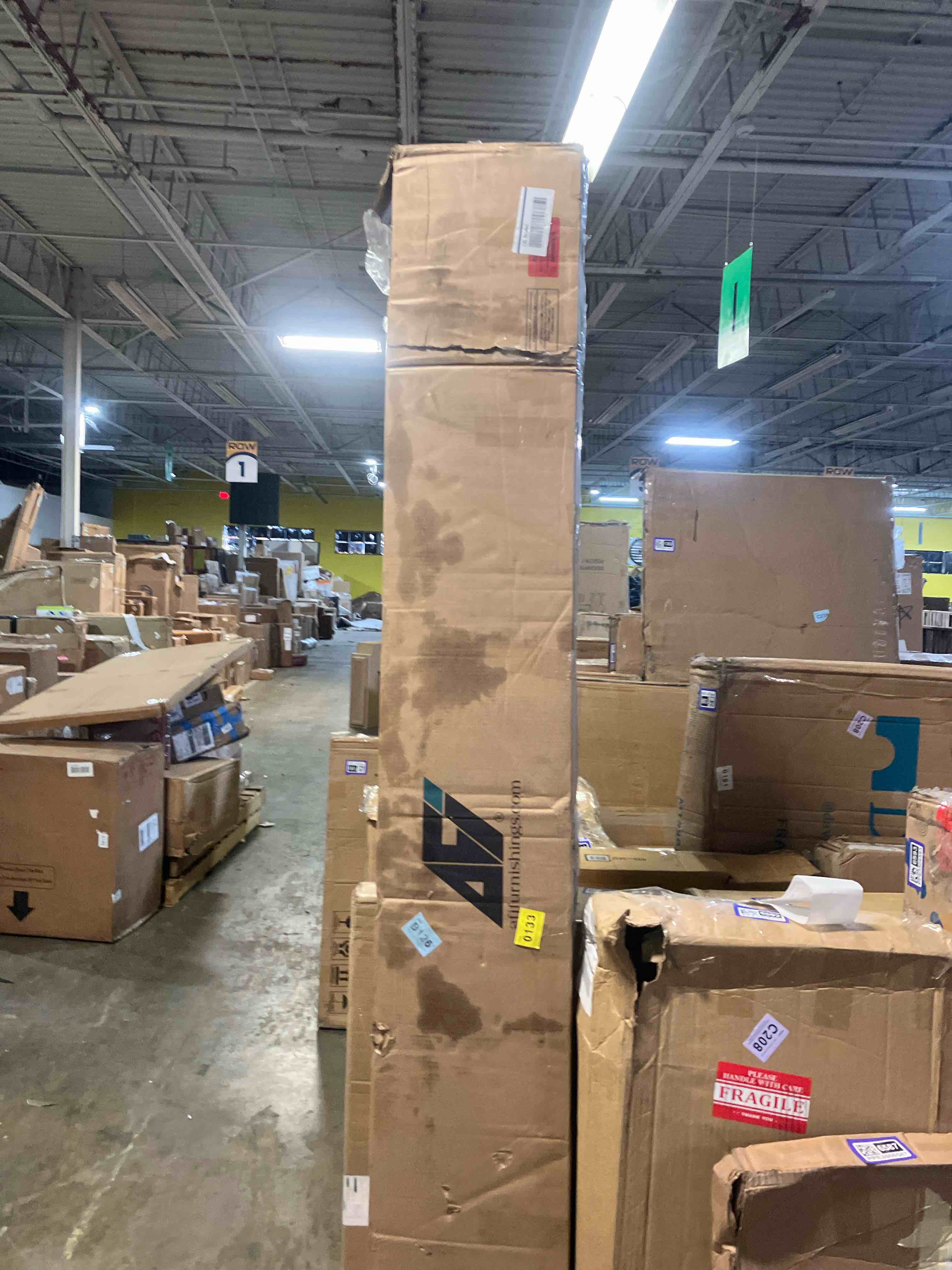 https://s3.amazonaws.com/lotting-images-prod/phillipi/PPE3506586_1757696516378.jpeg