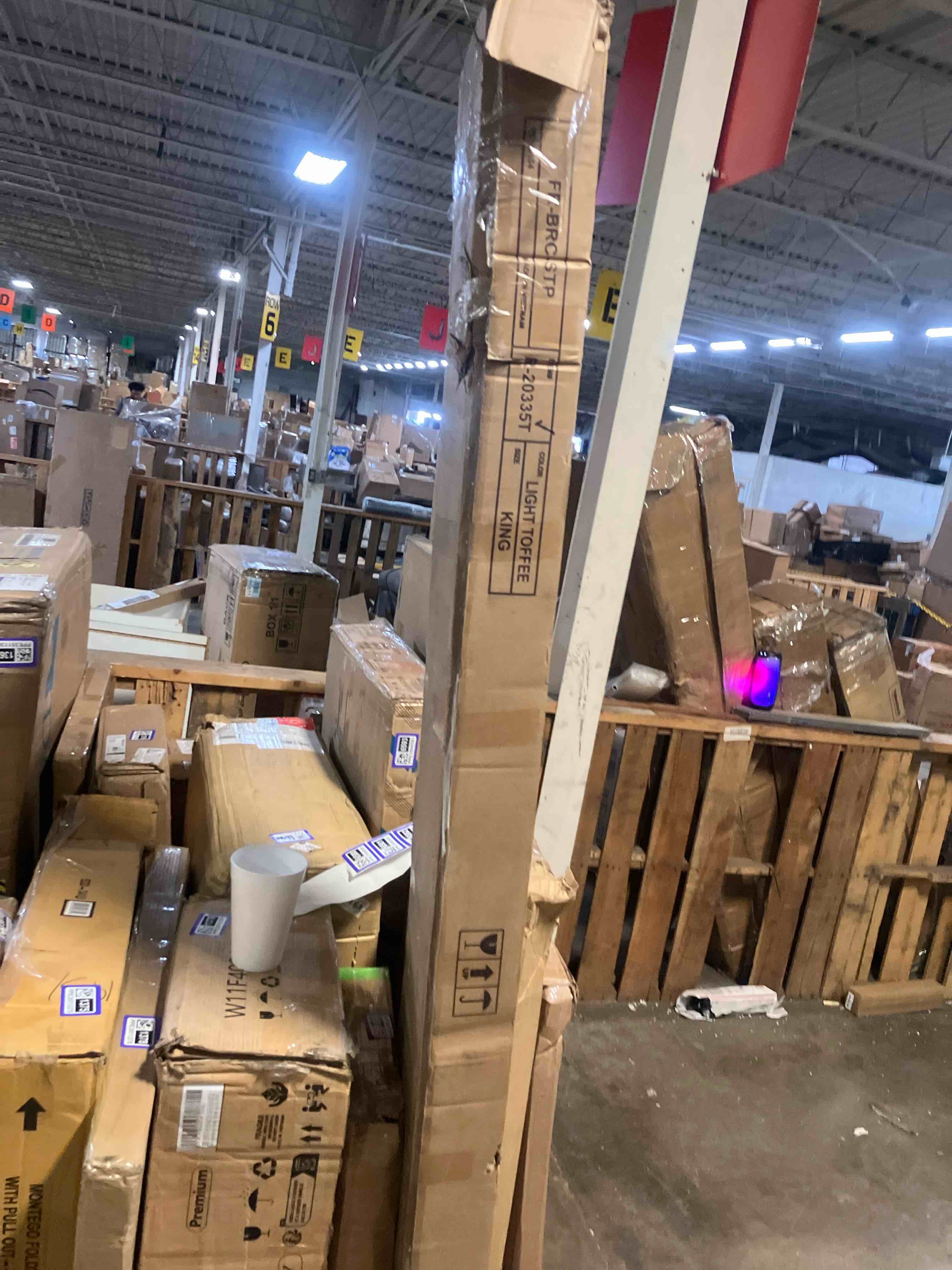 https://s3.amazonaws.com/lotting-images-prod/phillipi/PPE3506586_1757696521961.jpeg