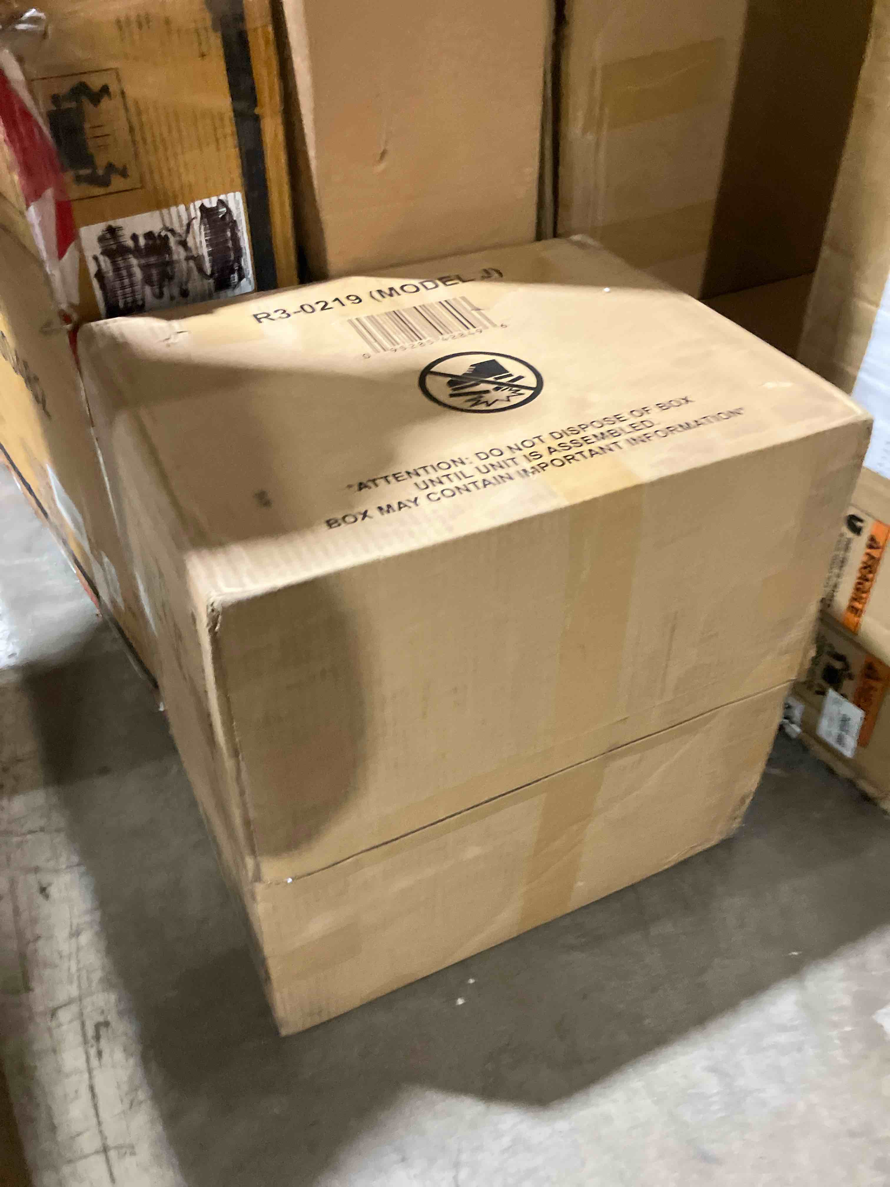 https://s3.amazonaws.com/lotting-images-prod/phillipi/PPE3506764_1756245222083.jpeg