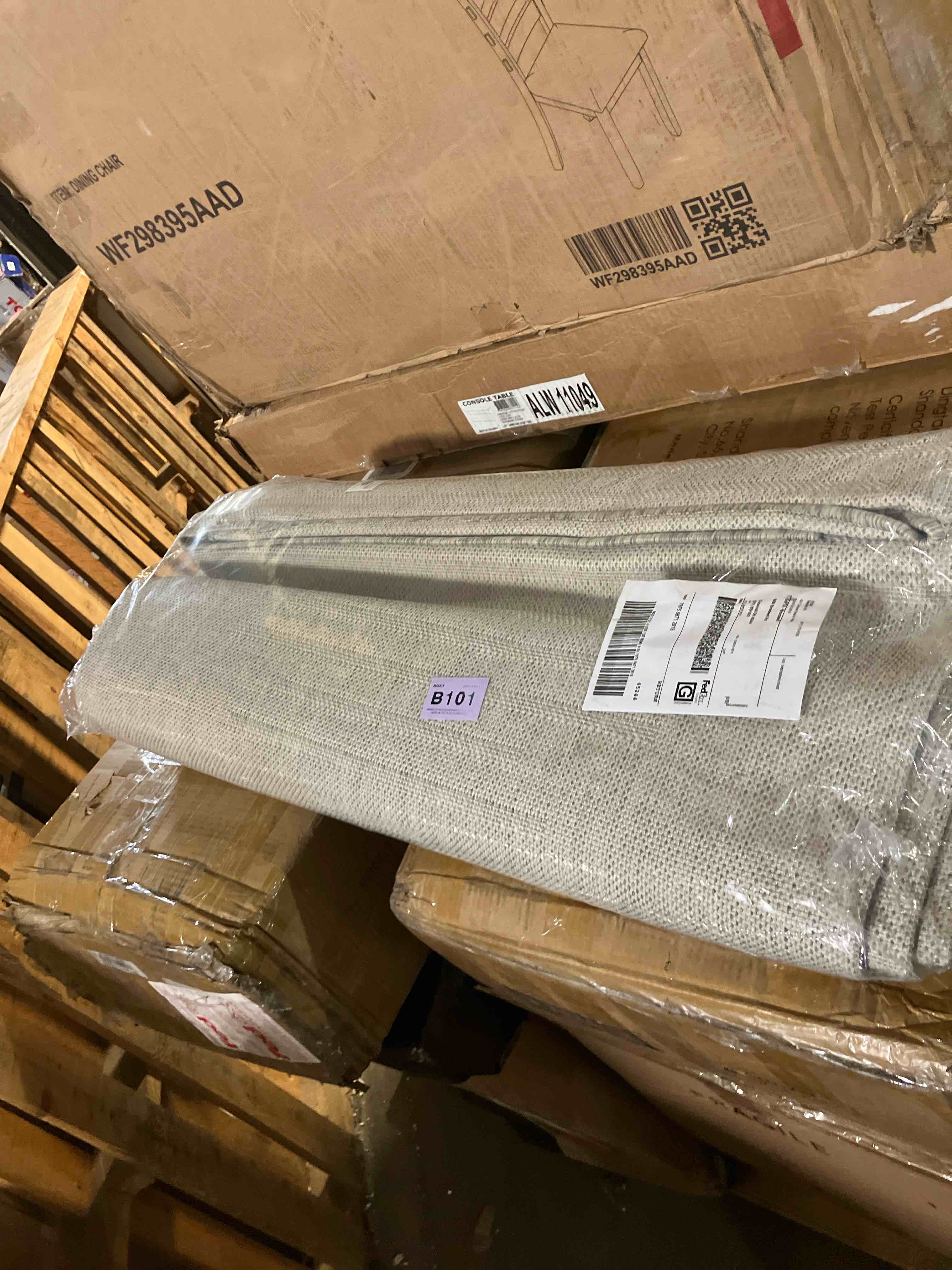 https://s3.amazonaws.com/lotting-images-prod/phillipi/PPE3506820_1756403706796.jpeg