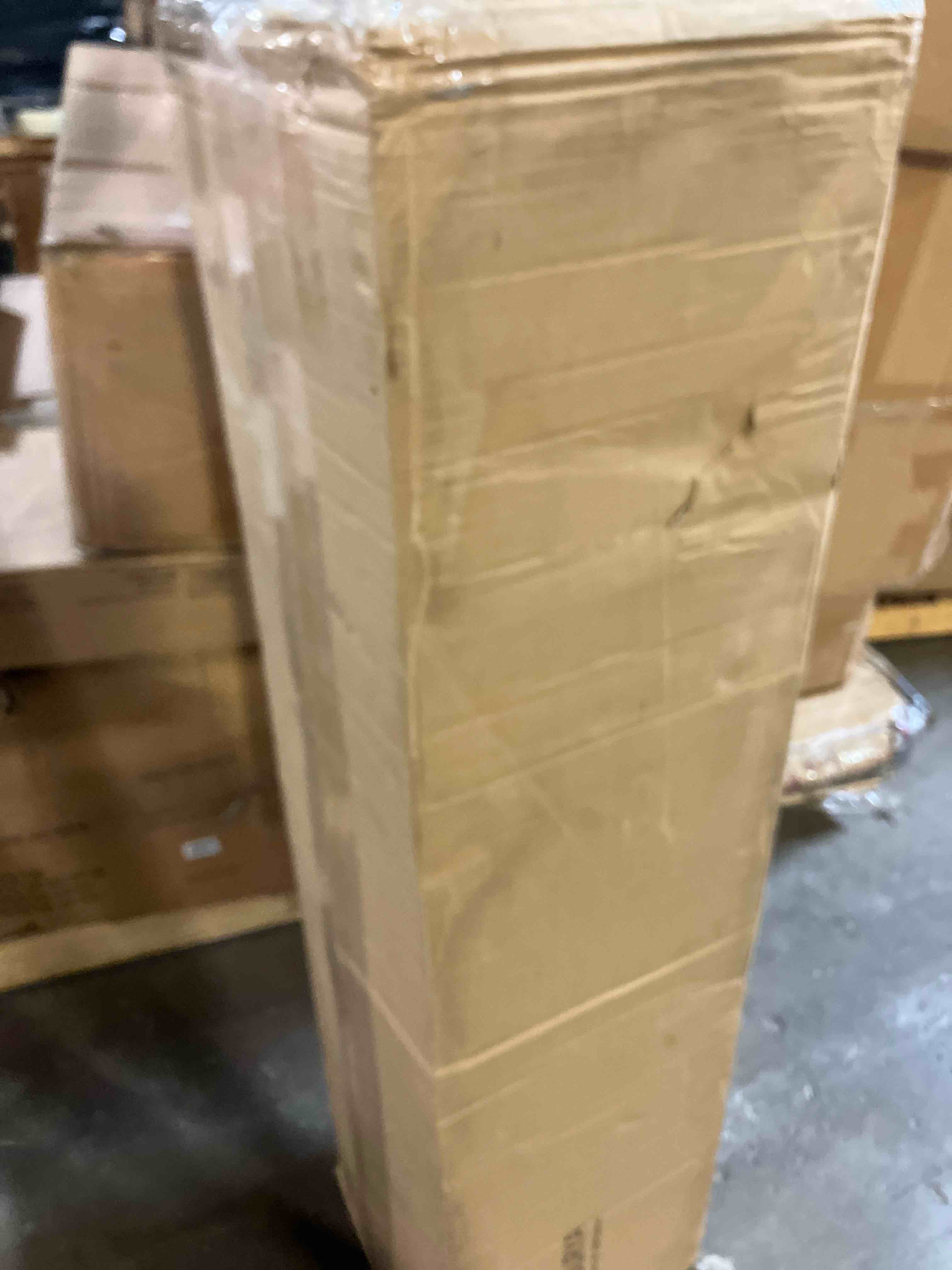 https://s3.amazonaws.com/lotting-images-prod/phillipi/PPE3507064_1757008975789.jpeg