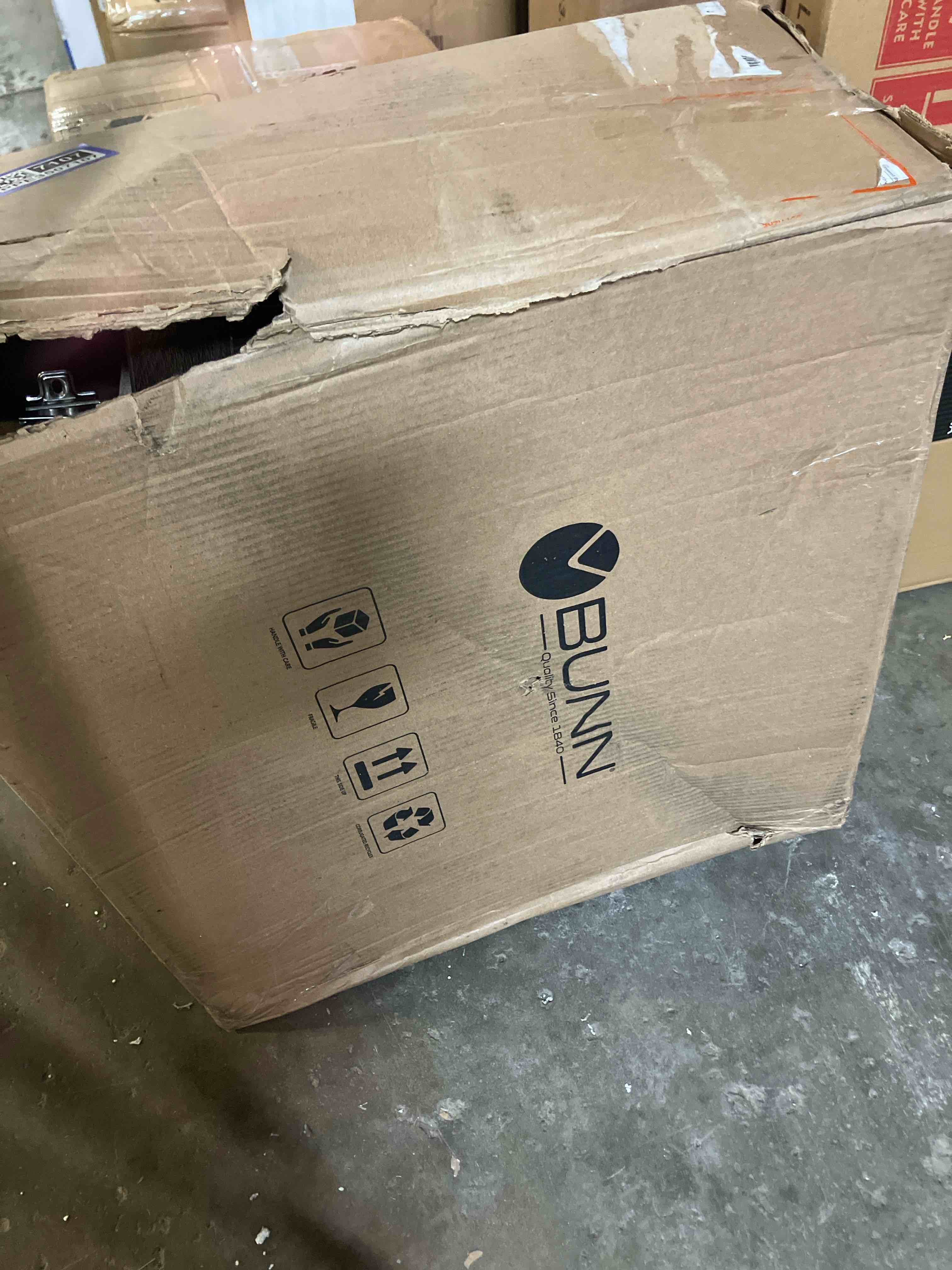 https://s3.amazonaws.com/lotting-images-prod/phillipi/PPE3507107_1757017195040.jpeg