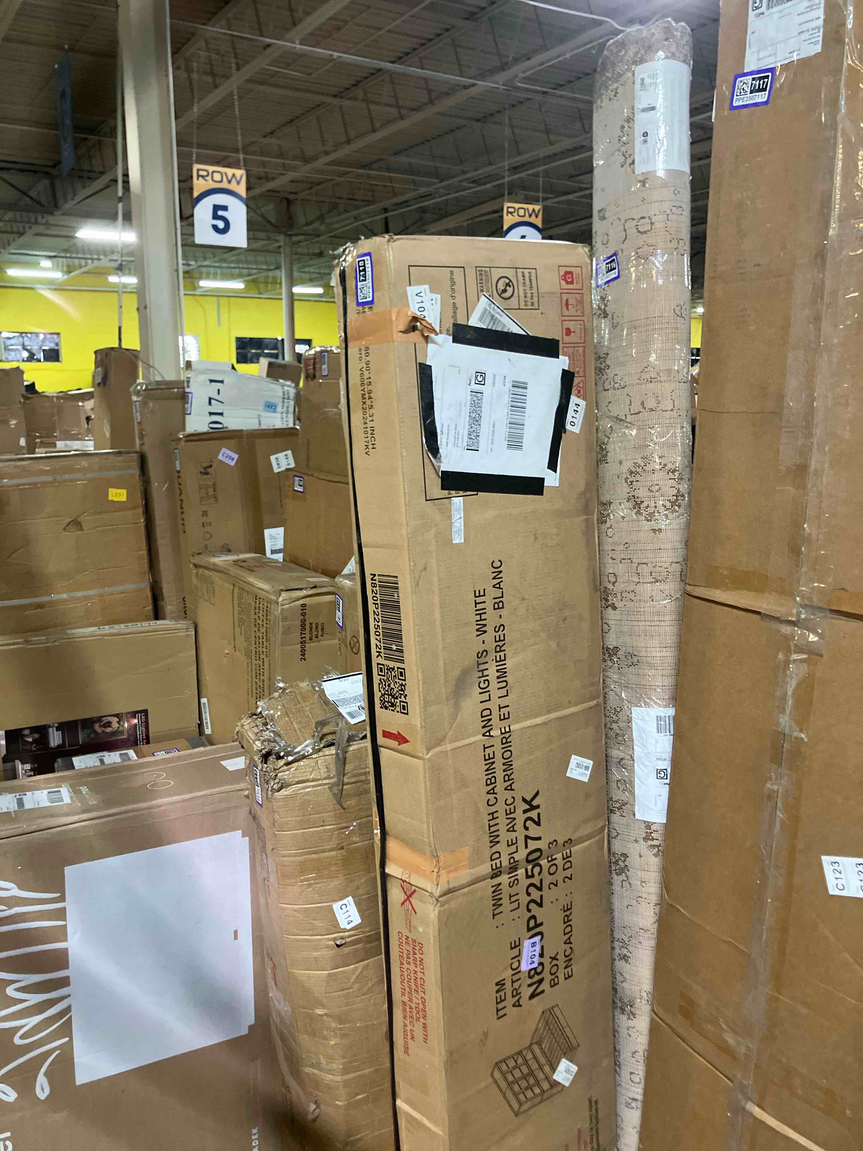 https://s3.amazonaws.com/lotting-images-prod/phillipi/PPE3507118_1757018946726.jpeg