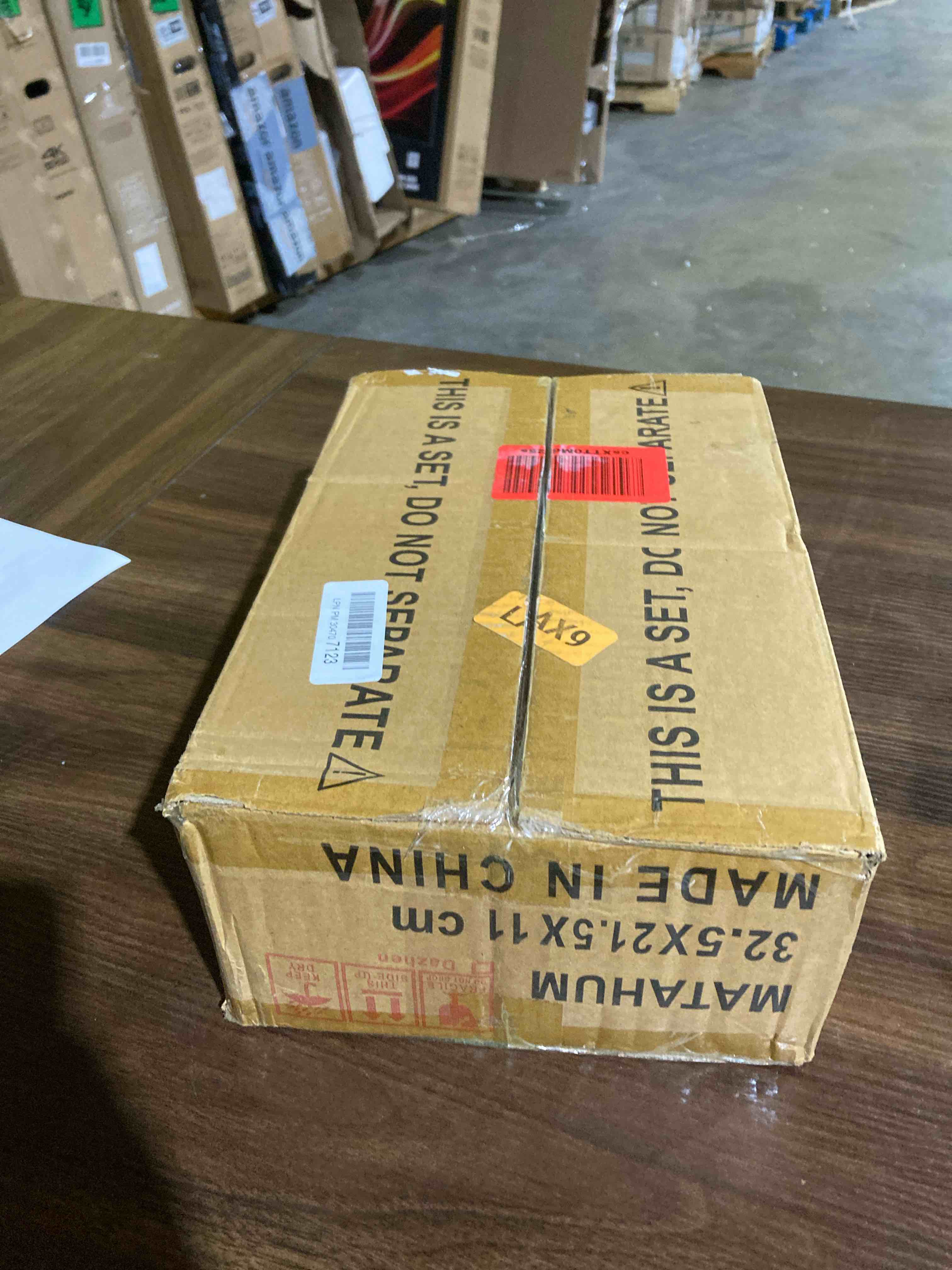 https://s3.amazonaws.com/lotting-images-prod/phillipi/PPE3507698_1758816457534.jpeg