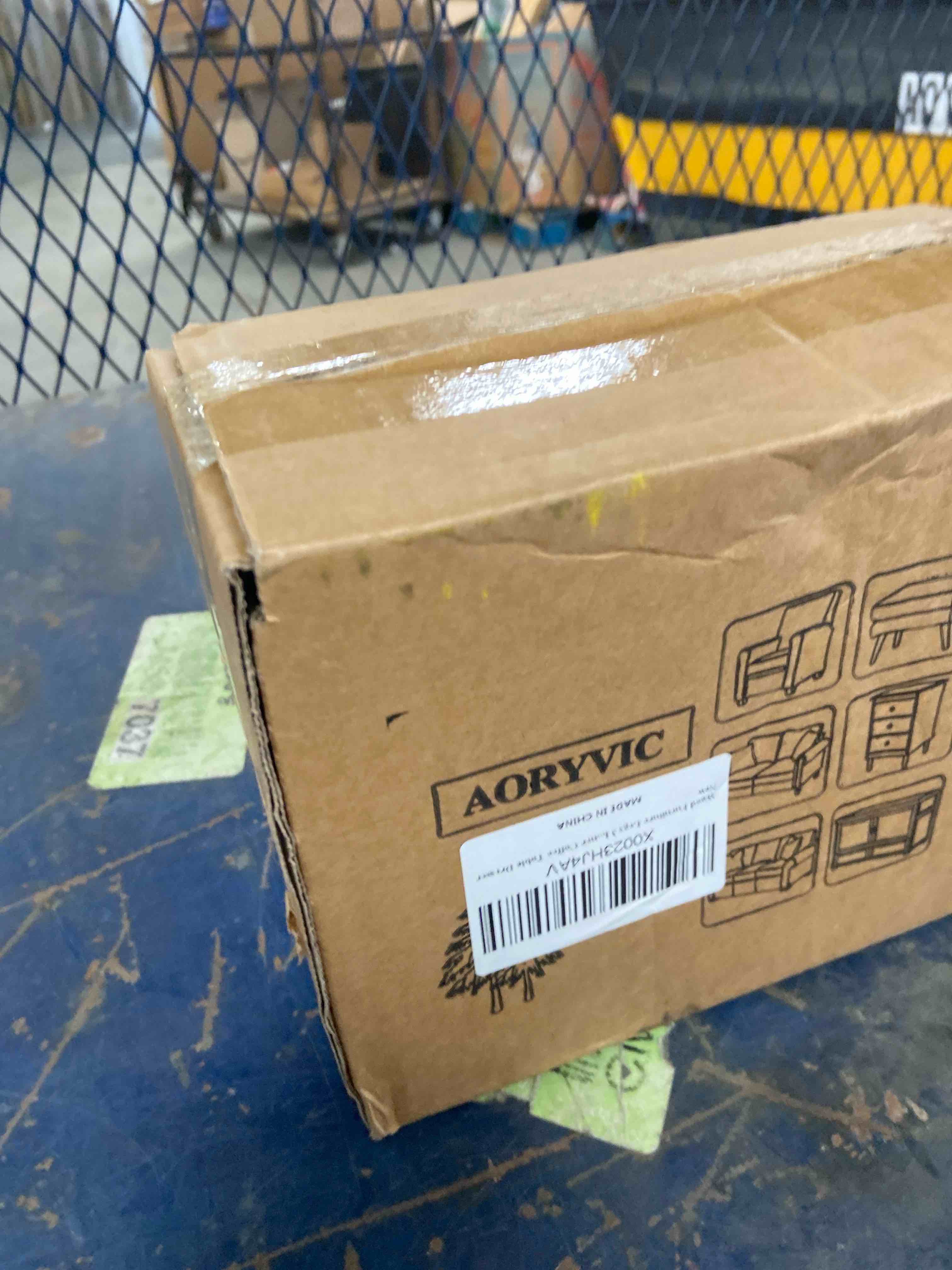 https://s3.amazonaws.com/lotting-images-prod/phillipi/PPE3507773_1759939910005.jpeg