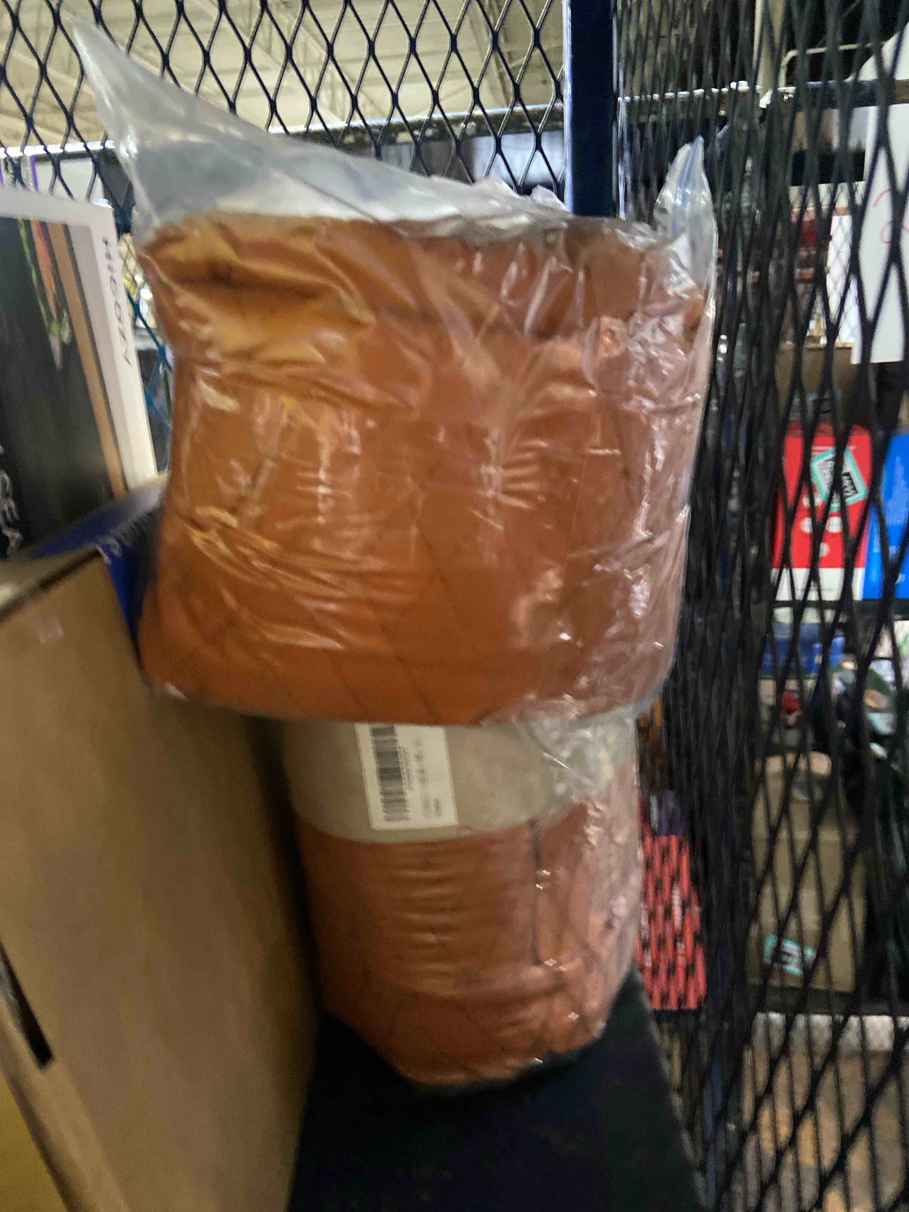https://s3.amazonaws.com/lotting-images-prod/phillipi/PPE3507775_1759940509204.jpeg