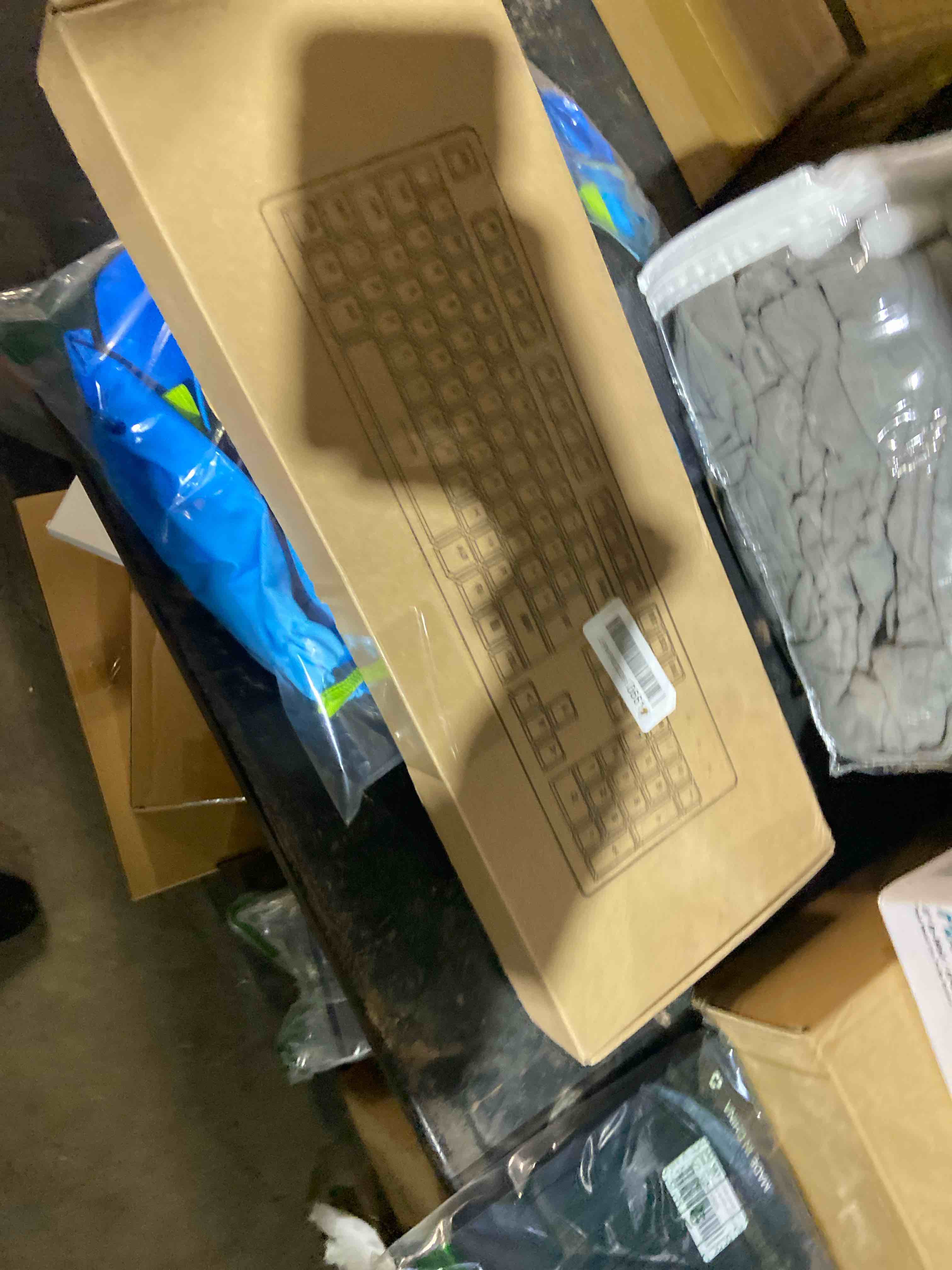 https://s3.amazonaws.com/lotting-images-prod/phillipi/PPE3507779_1759941141544.jpeg
