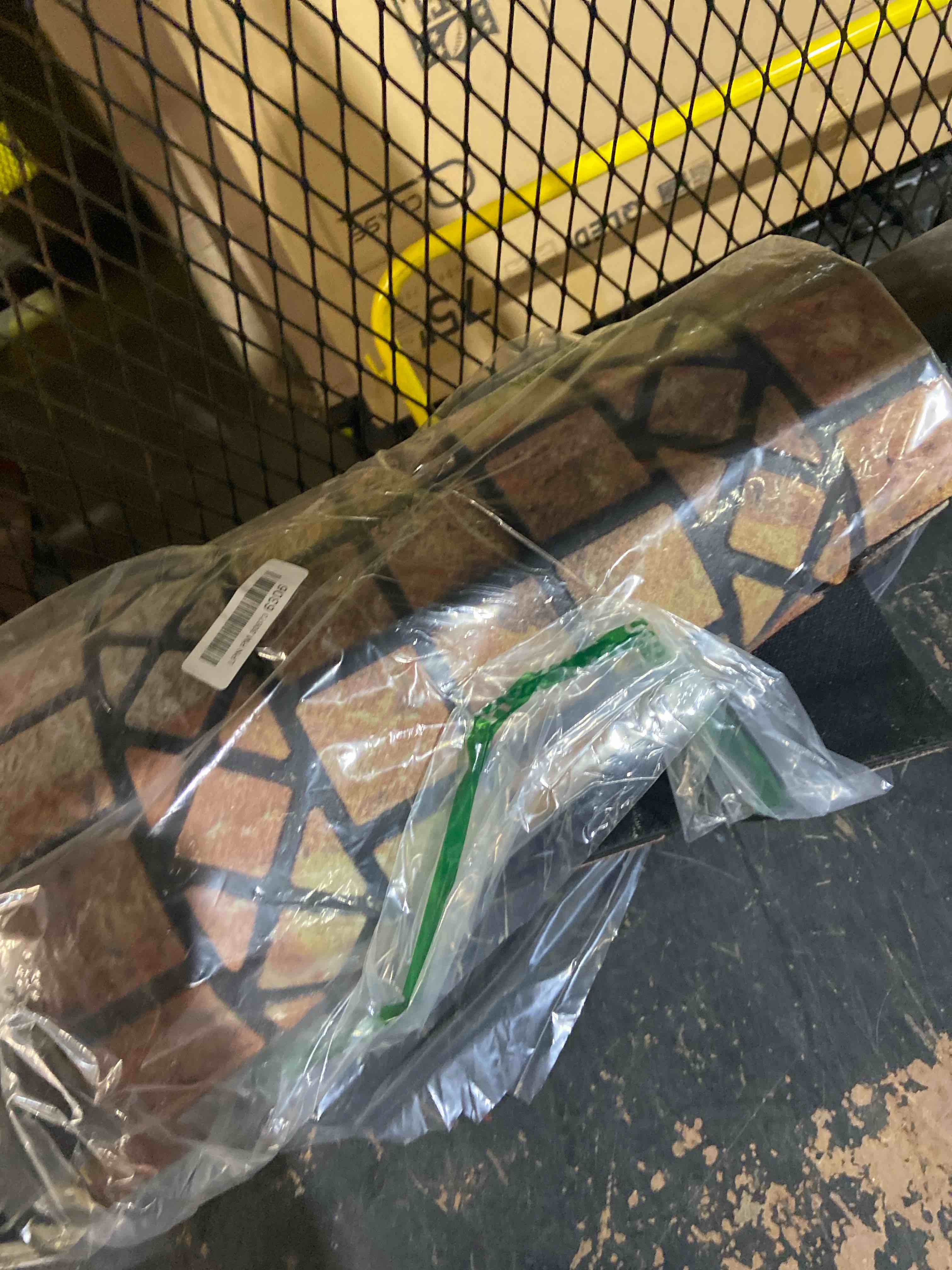 https://s3.amazonaws.com/lotting-images-prod/phillipi/PPE3507796_1759942450837.jpeg