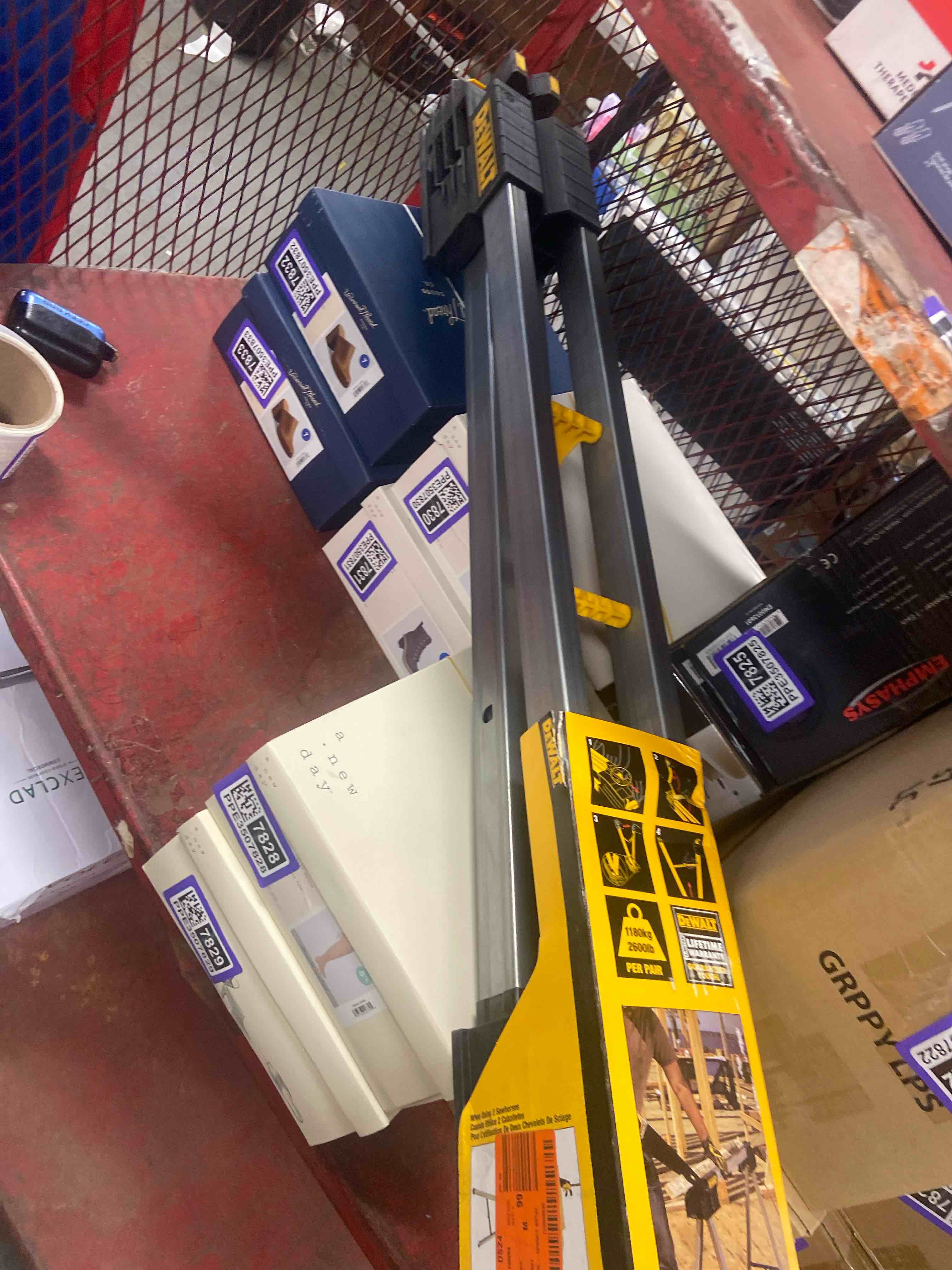 https://s3.amazonaws.com/lotting-images-prod/phillipi/PPE3507836_1761075663826.jpeg