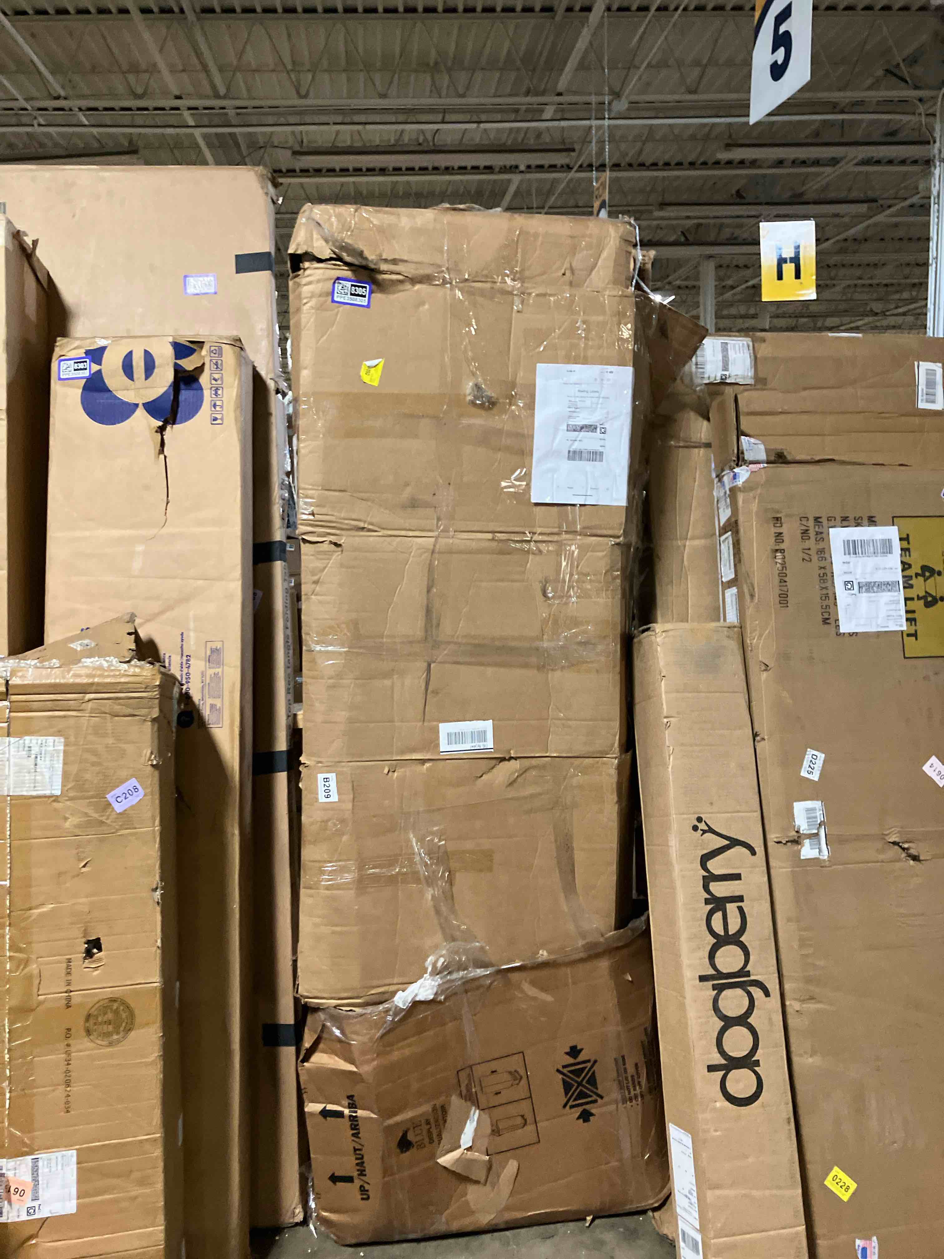 https://s3.amazonaws.com/lotting-images-prod/phillipi/PPE3508305_1758035723533.jpeg