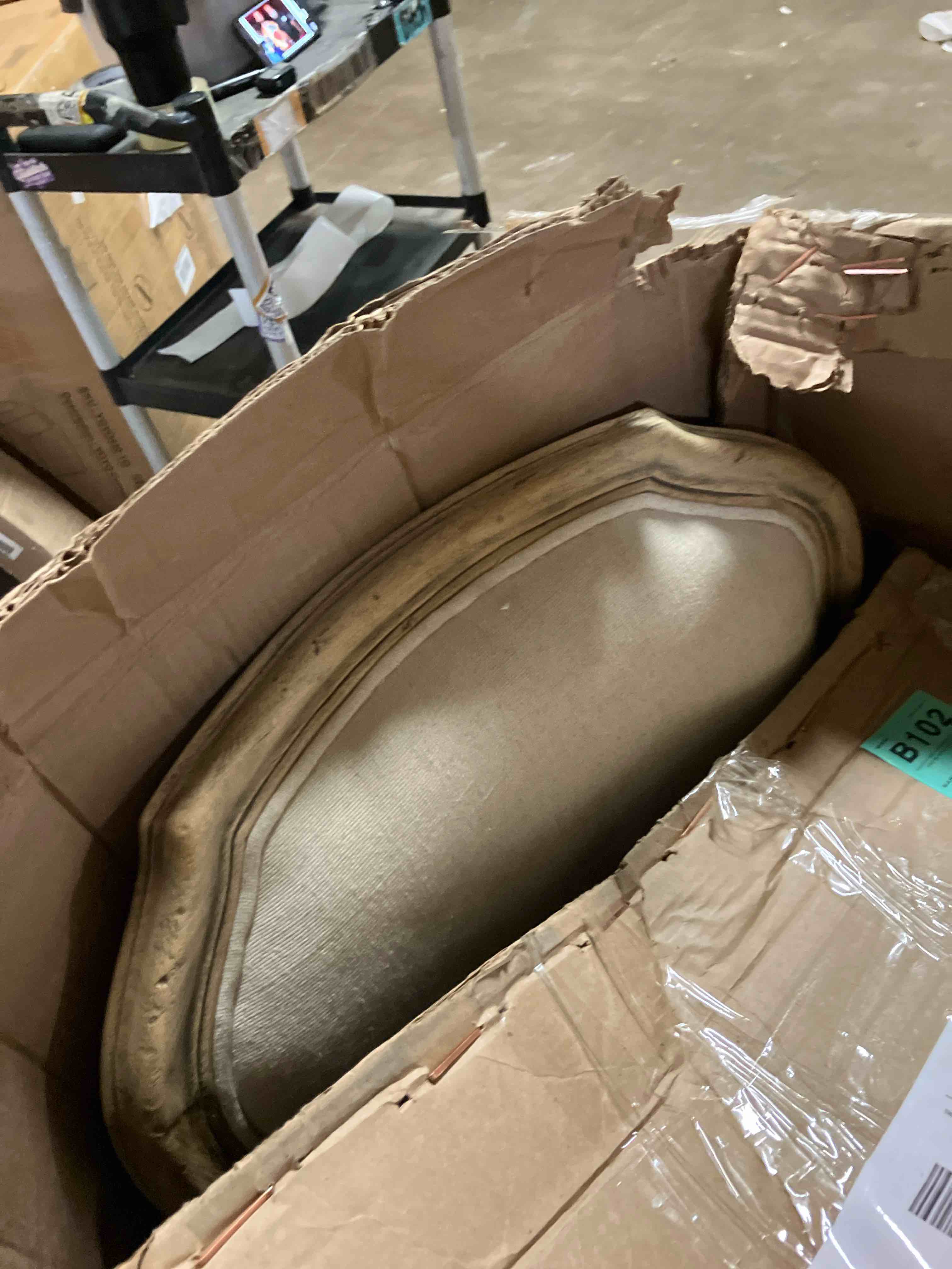 https://s3.amazonaws.com/lotting-images-prod/phillipi/PPE3508327_1758040499043.jpeg