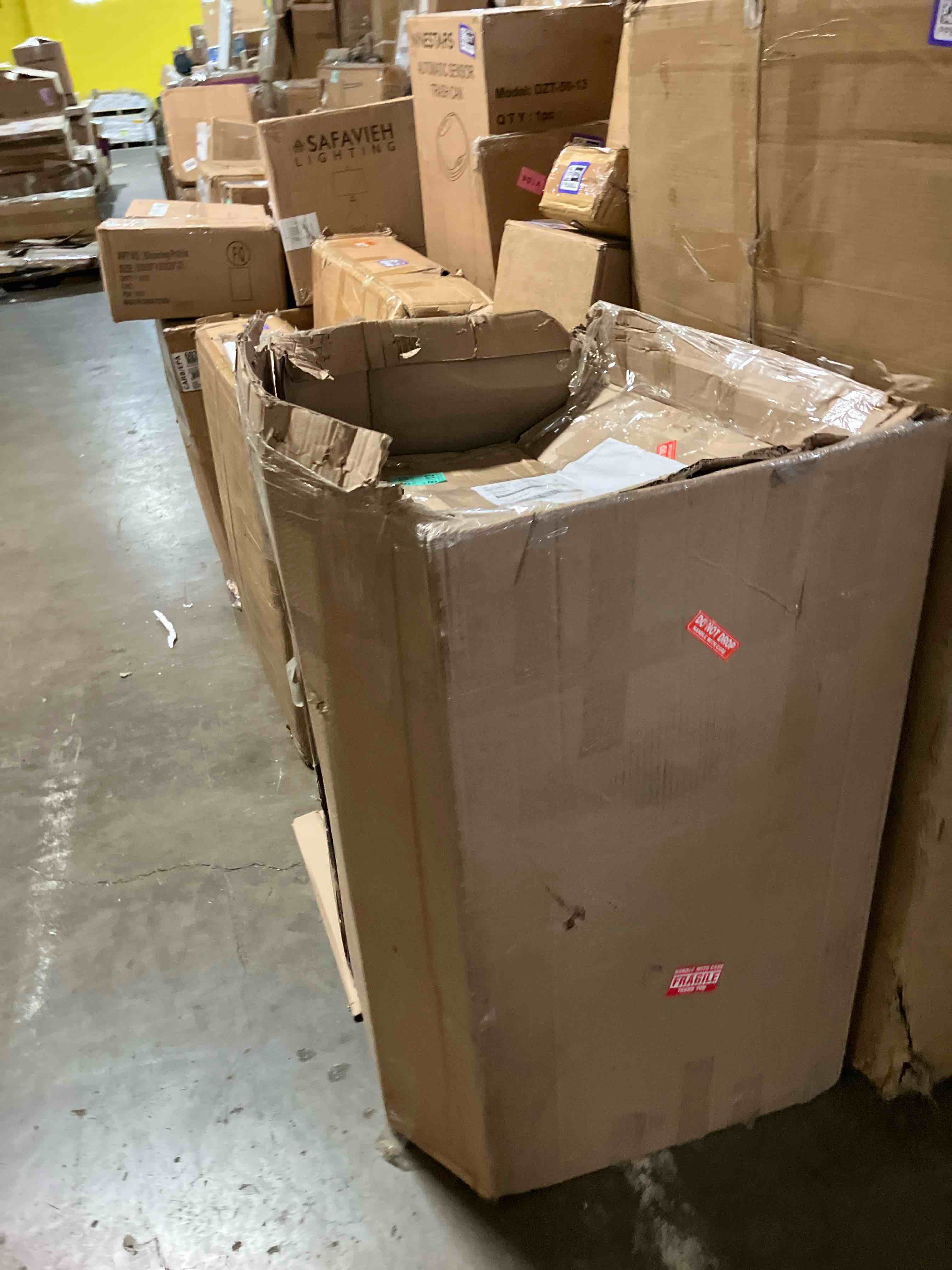 https://s3.amazonaws.com/lotting-images-prod/phillipi/PPE3508327_1758040501656.jpeg