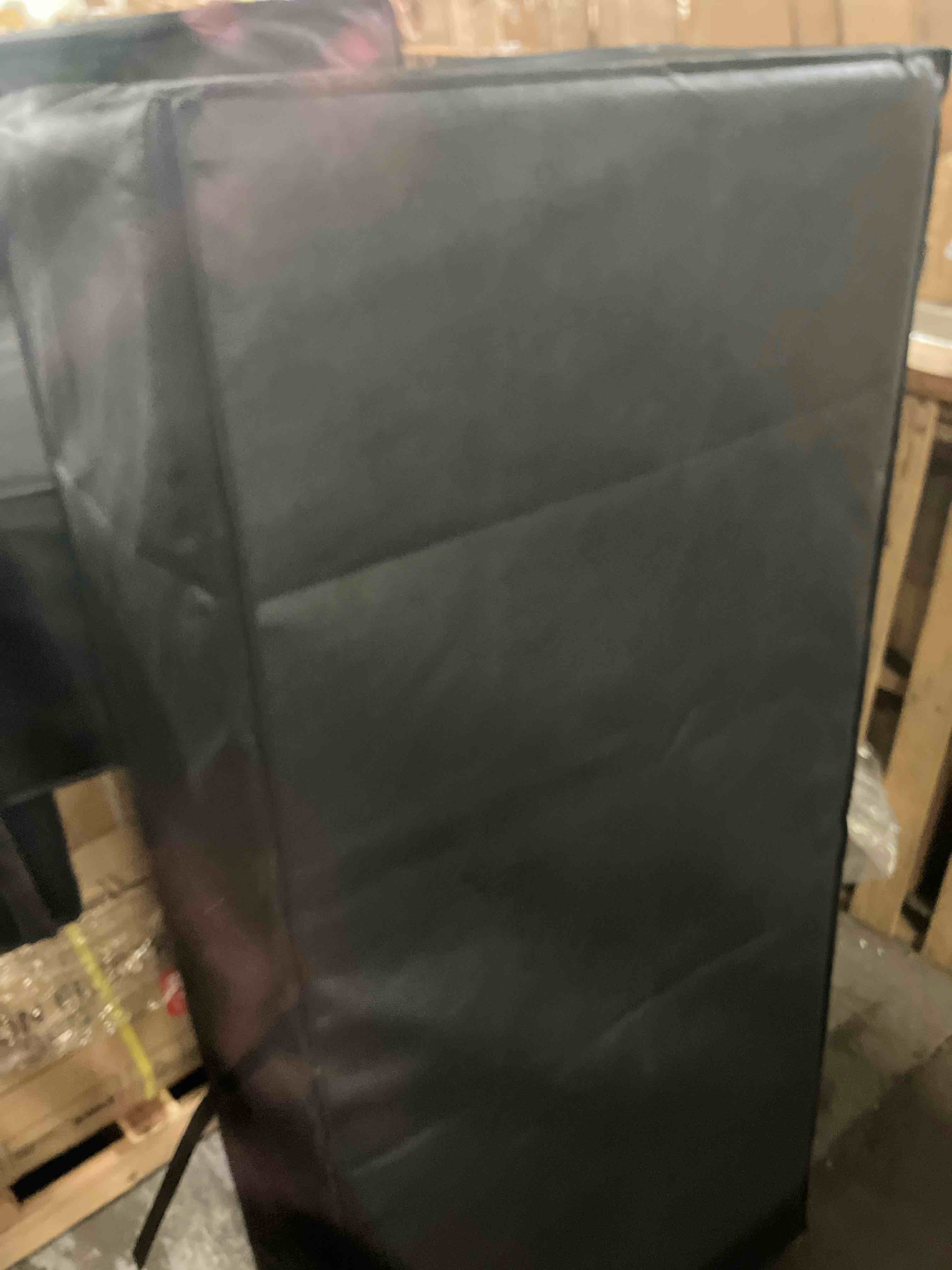 https://s3.amazonaws.com/lotting-images-prod/phillipi/PPE3508546_1758137665185.jpeg