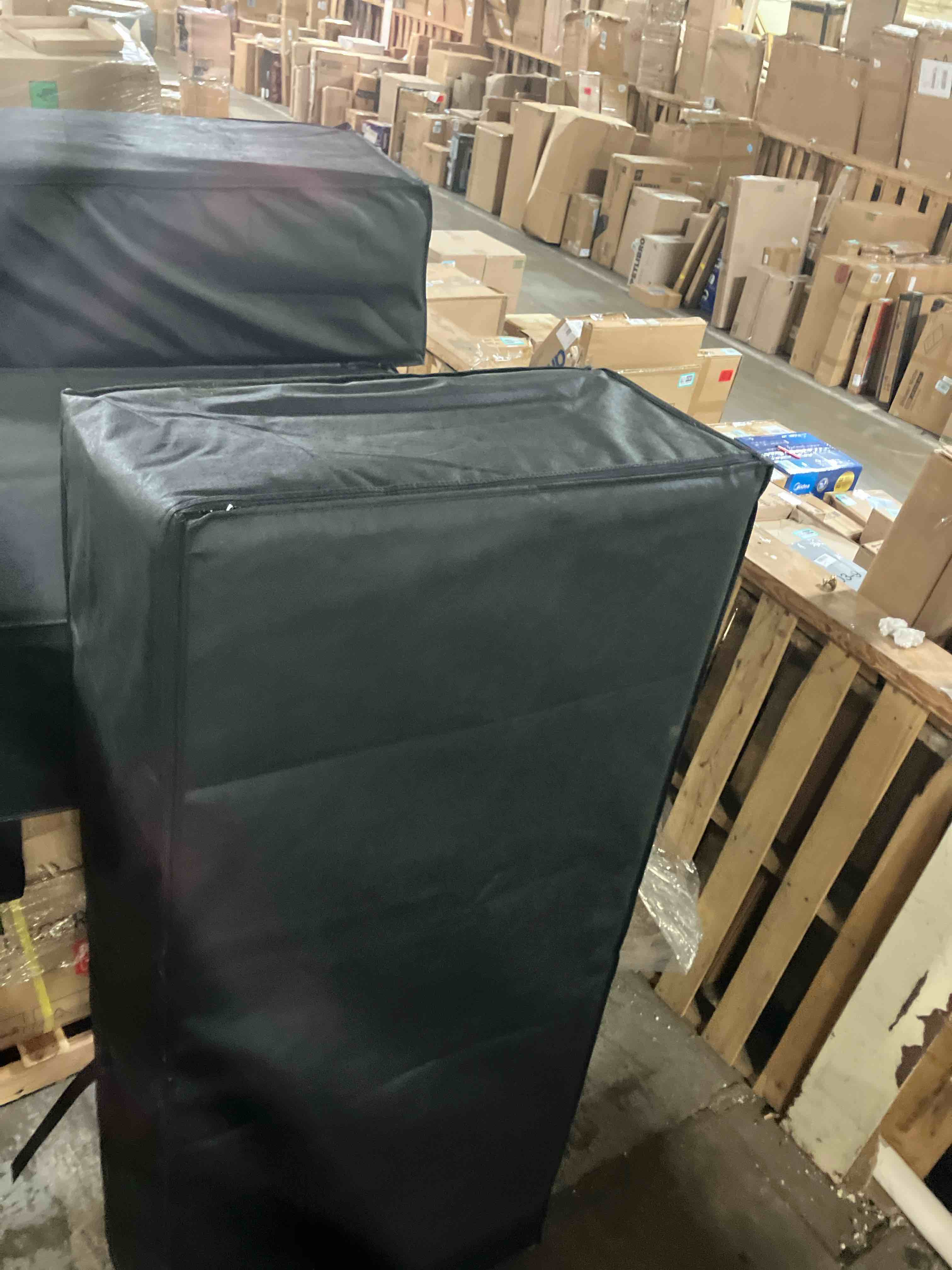 https://s3.amazonaws.com/lotting-images-prod/phillipi/PPE3508546_1758137669121.jpeg