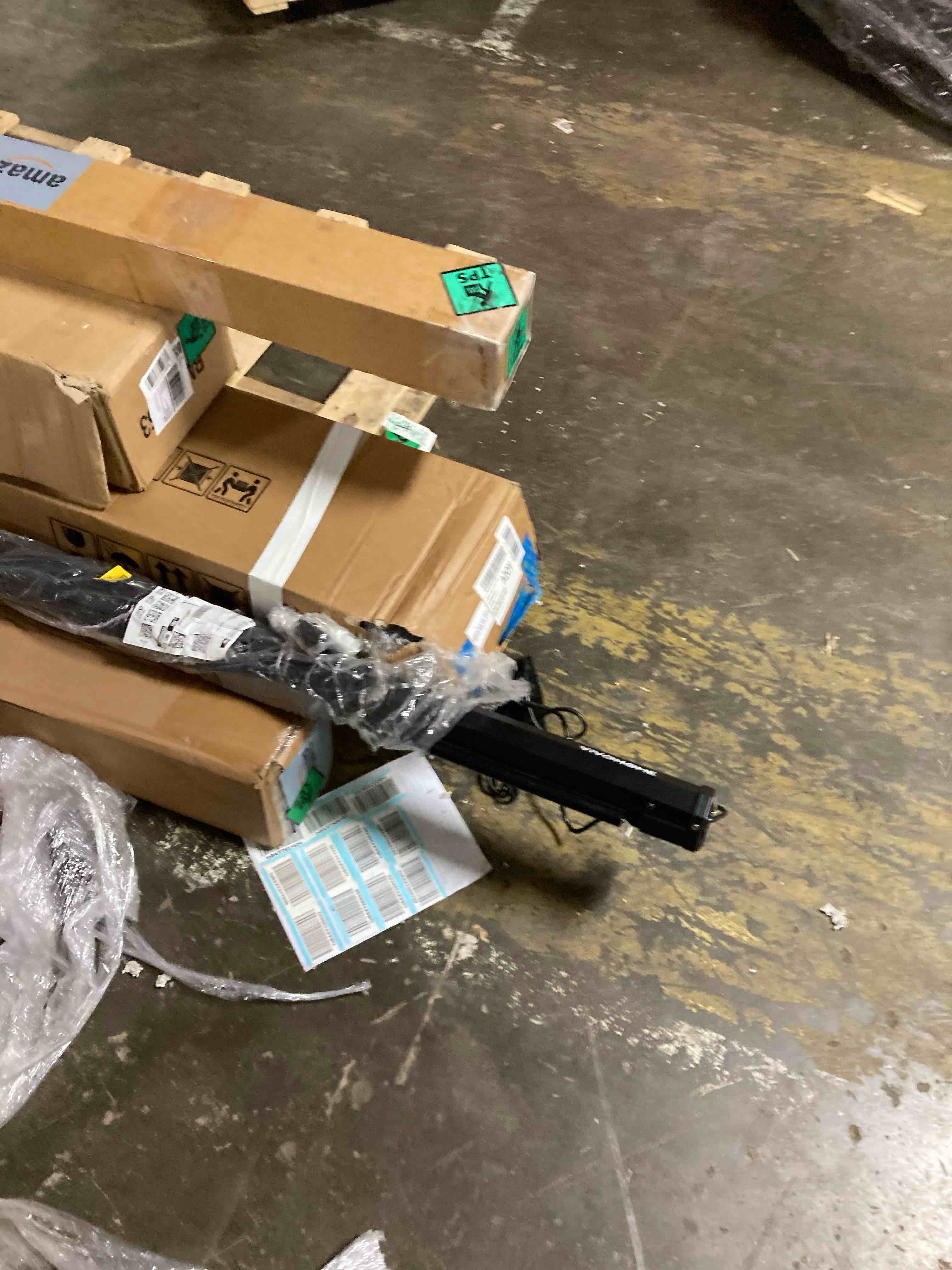https://s3.amazonaws.com/lotting-images-prod/phillipi/PPE3508596_1758052894160.jpeg