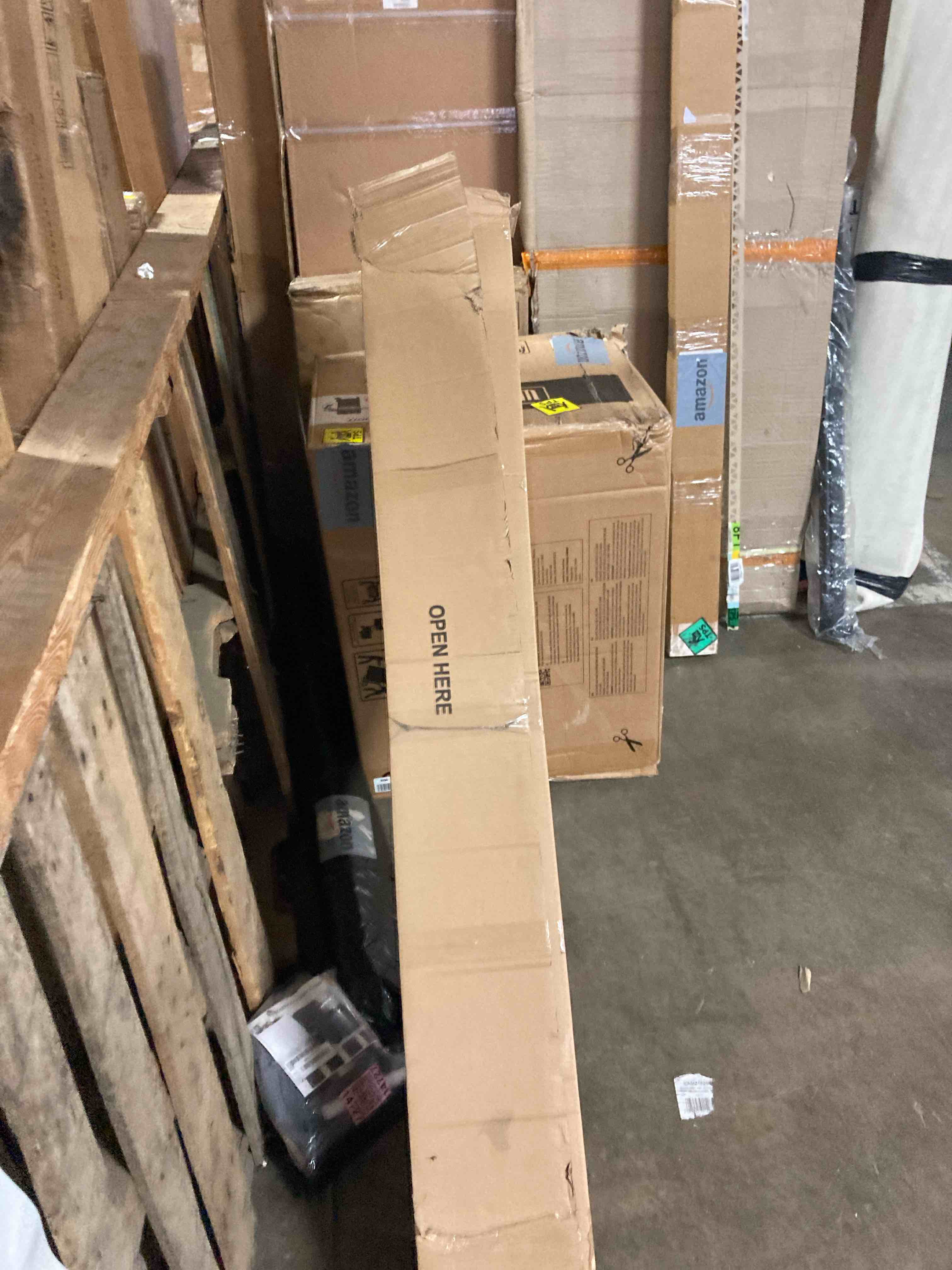 https://s3.amazonaws.com/lotting-images-prod/phillipi/PPE3508598_1758053587302.jpeg