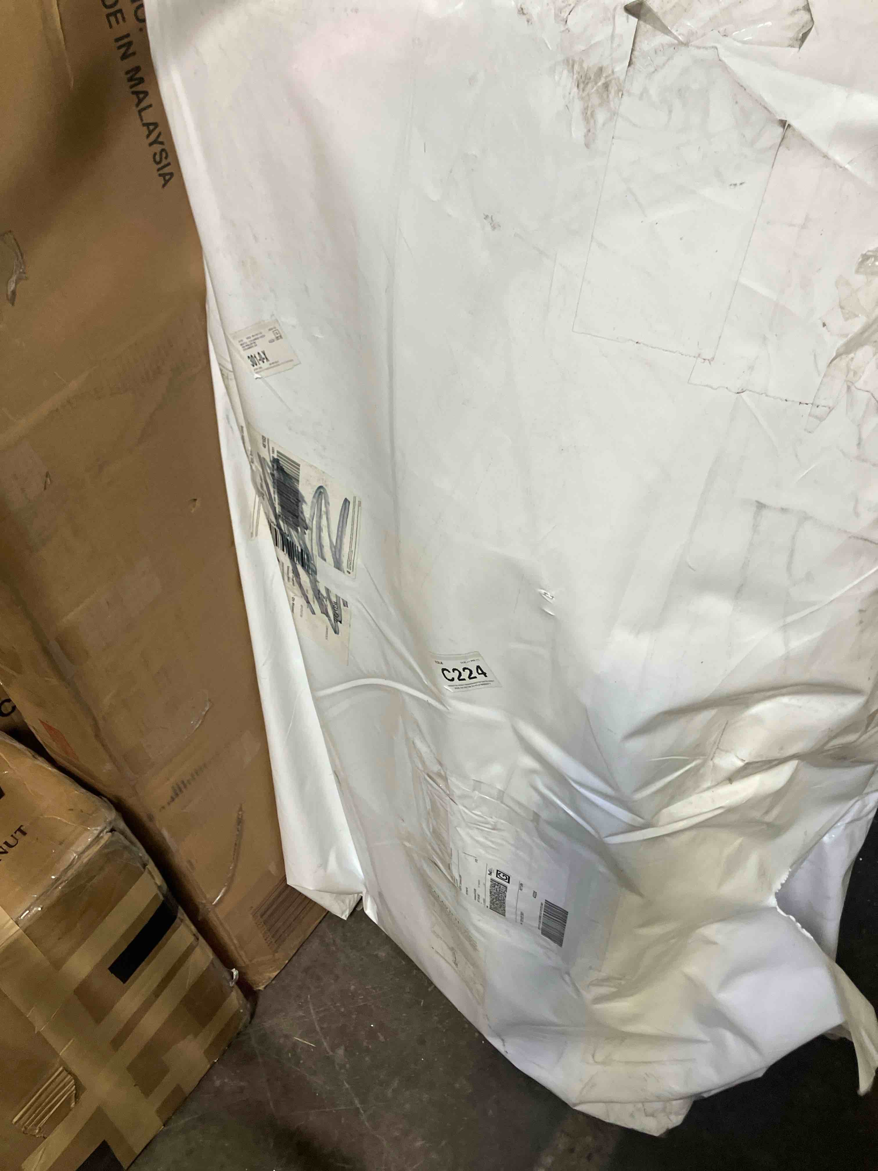 https://s3.amazonaws.com/lotting-images-prod/phillipi/PPE3508727_1758227617819.jpeg