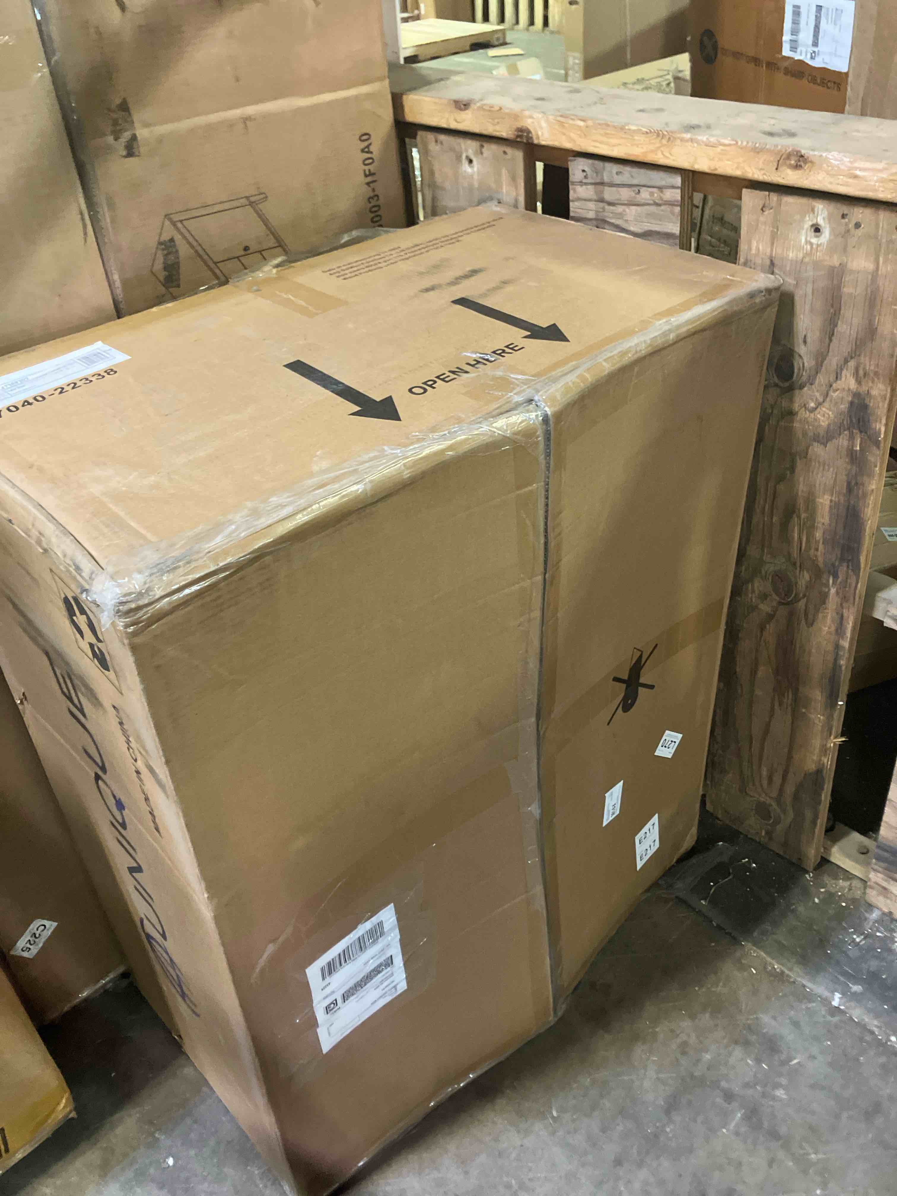 https://s3.amazonaws.com/lotting-images-prod/phillipi/PPE3508737_1758229713733.jpeg