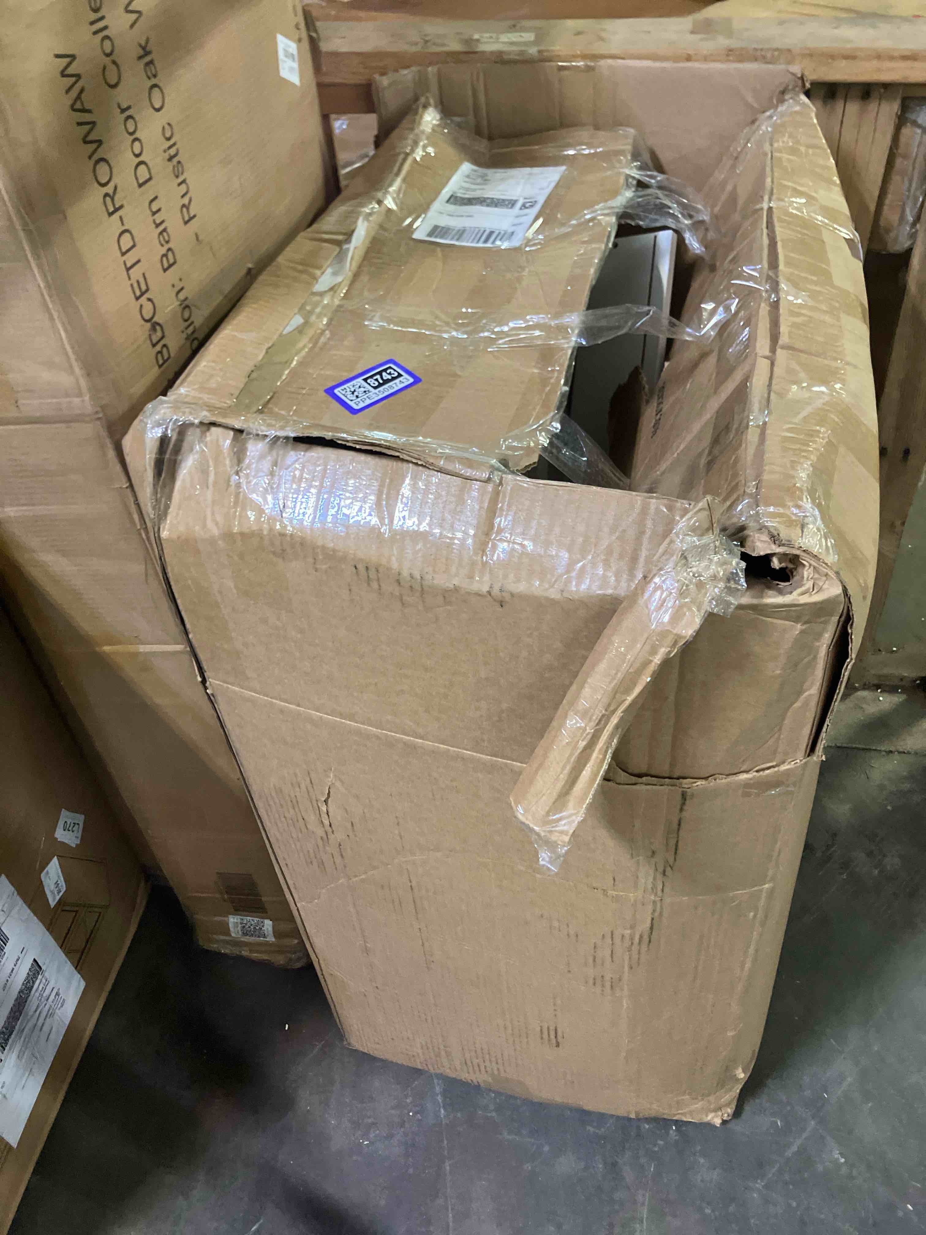 https://s3.amazonaws.com/lotting-images-prod/phillipi/PPE3508743_1758230951813.jpeg