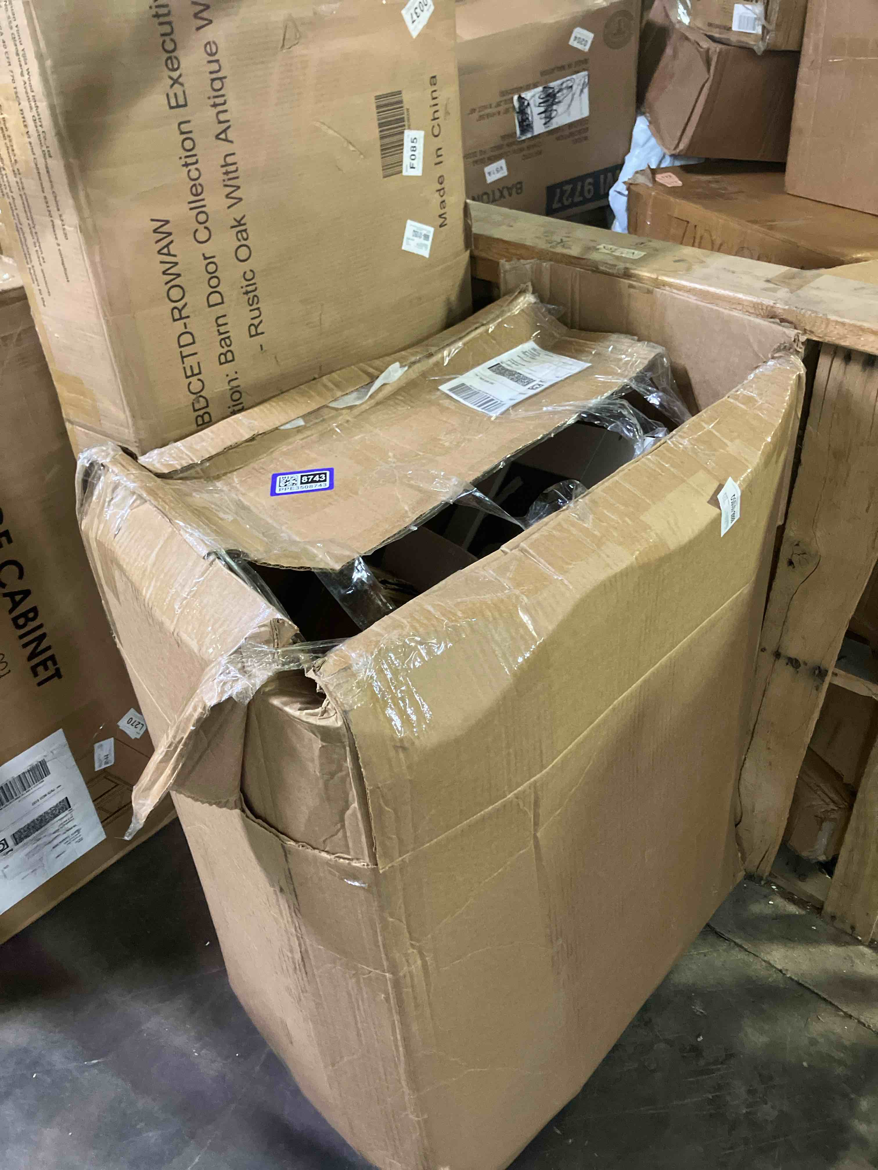 https://s3.amazonaws.com/lotting-images-prod/phillipi/PPE3508743_1758230953875.jpeg