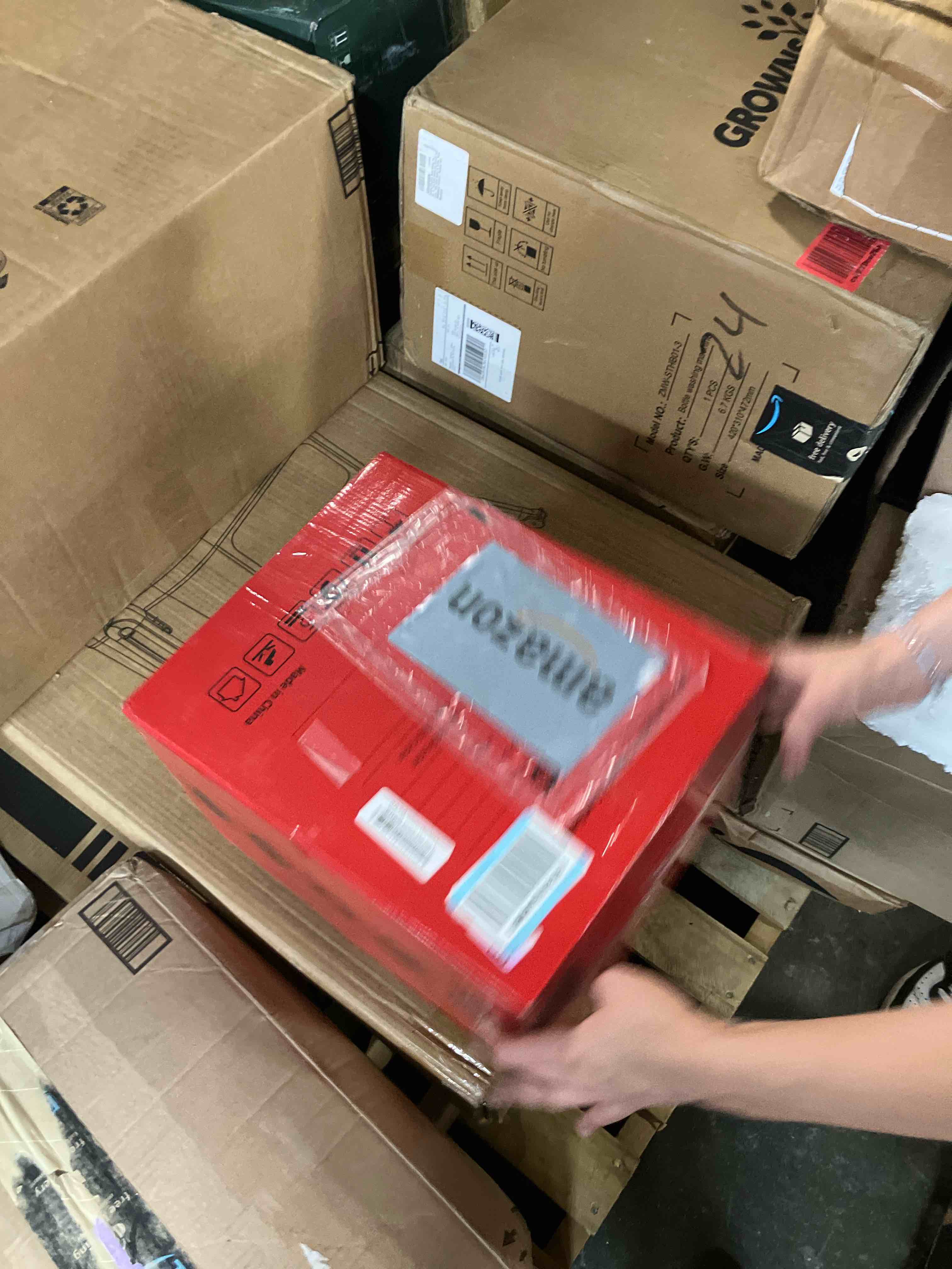 https://s3.amazonaws.com/lotting-images-prod/phillipi/PPE3509168_1758635084423.jpeg