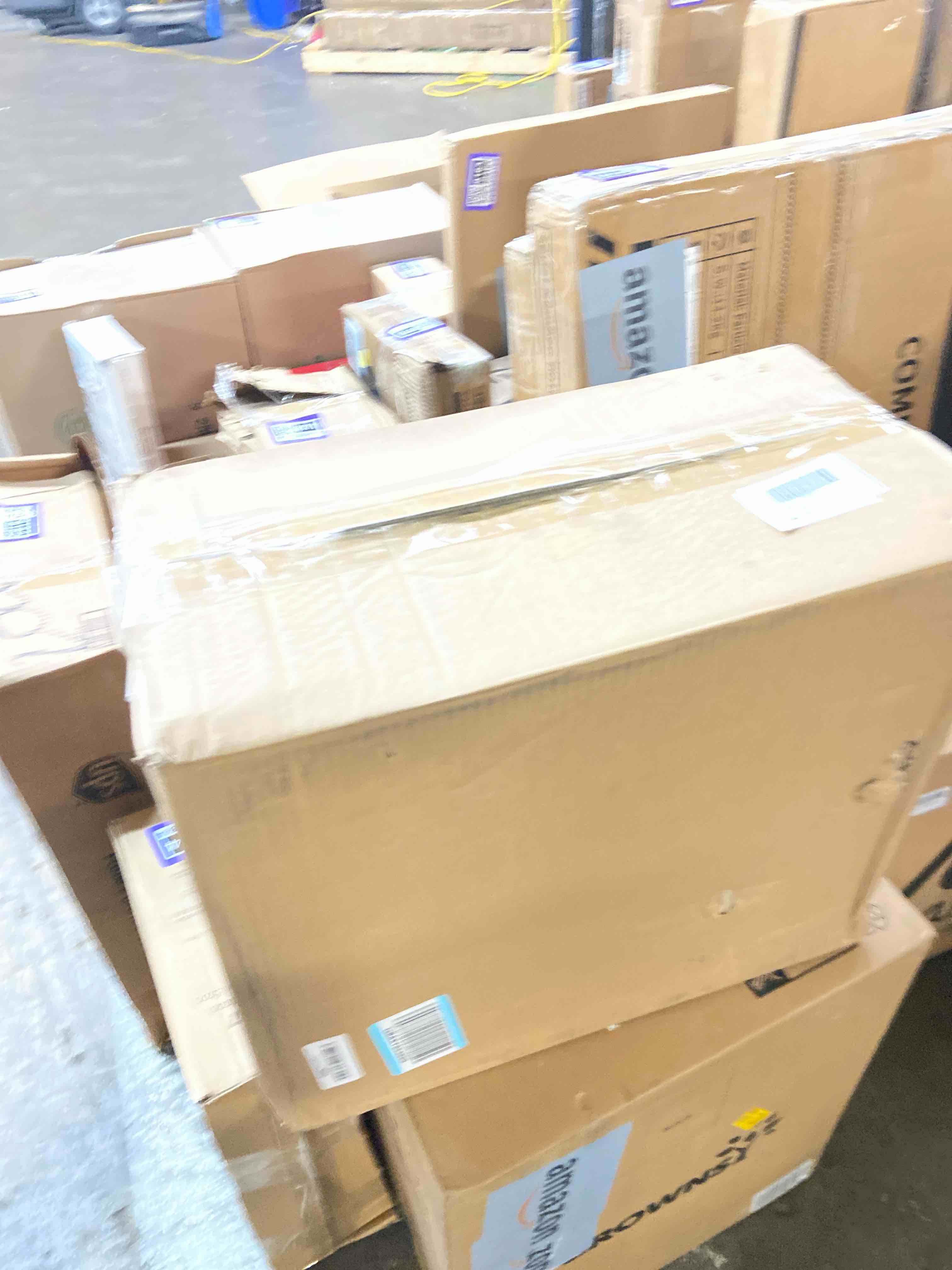 https://s3.amazonaws.com/lotting-images-prod/phillipi/PPE3509185_1758636452475.jpeg