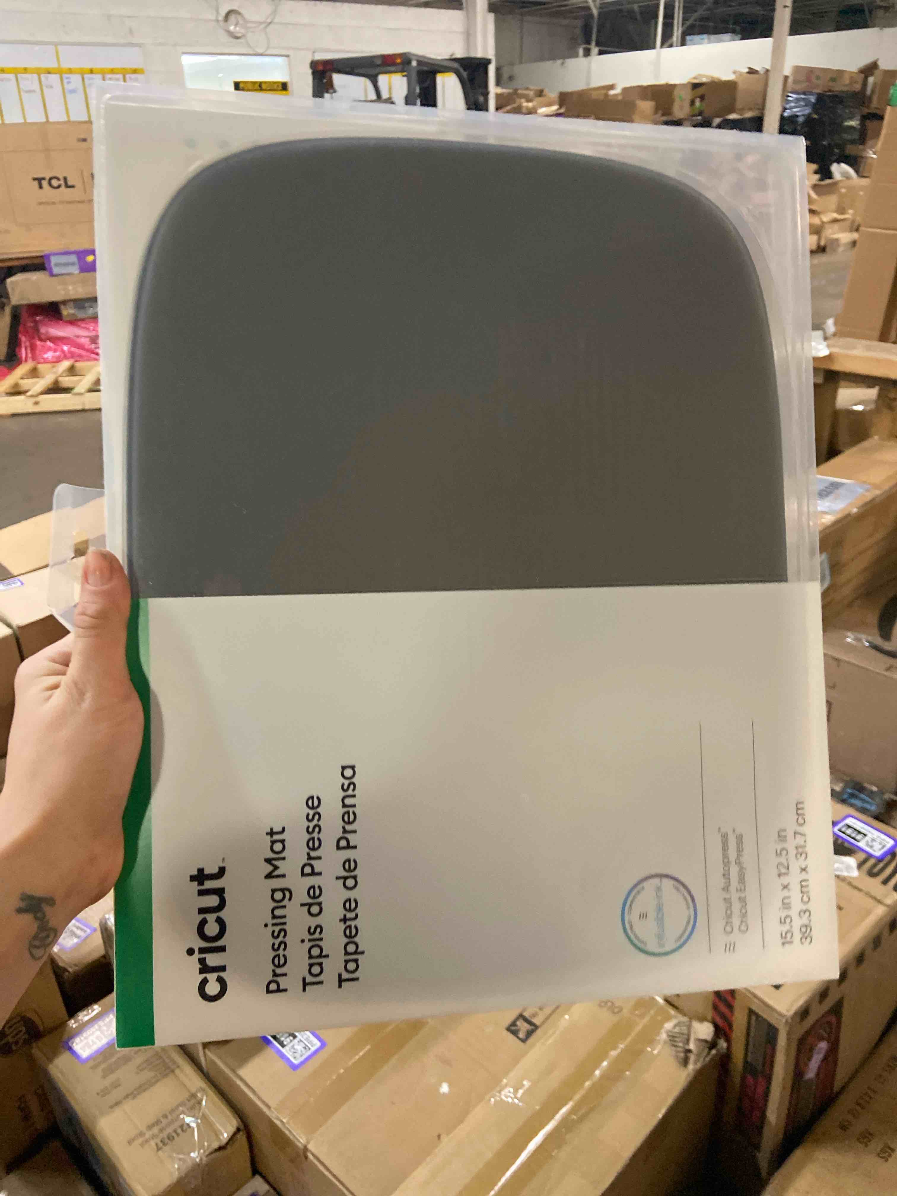 https://s3.amazonaws.com/lotting-images-prod/phillipi/PPE3509211_1758638700094.jpeg
