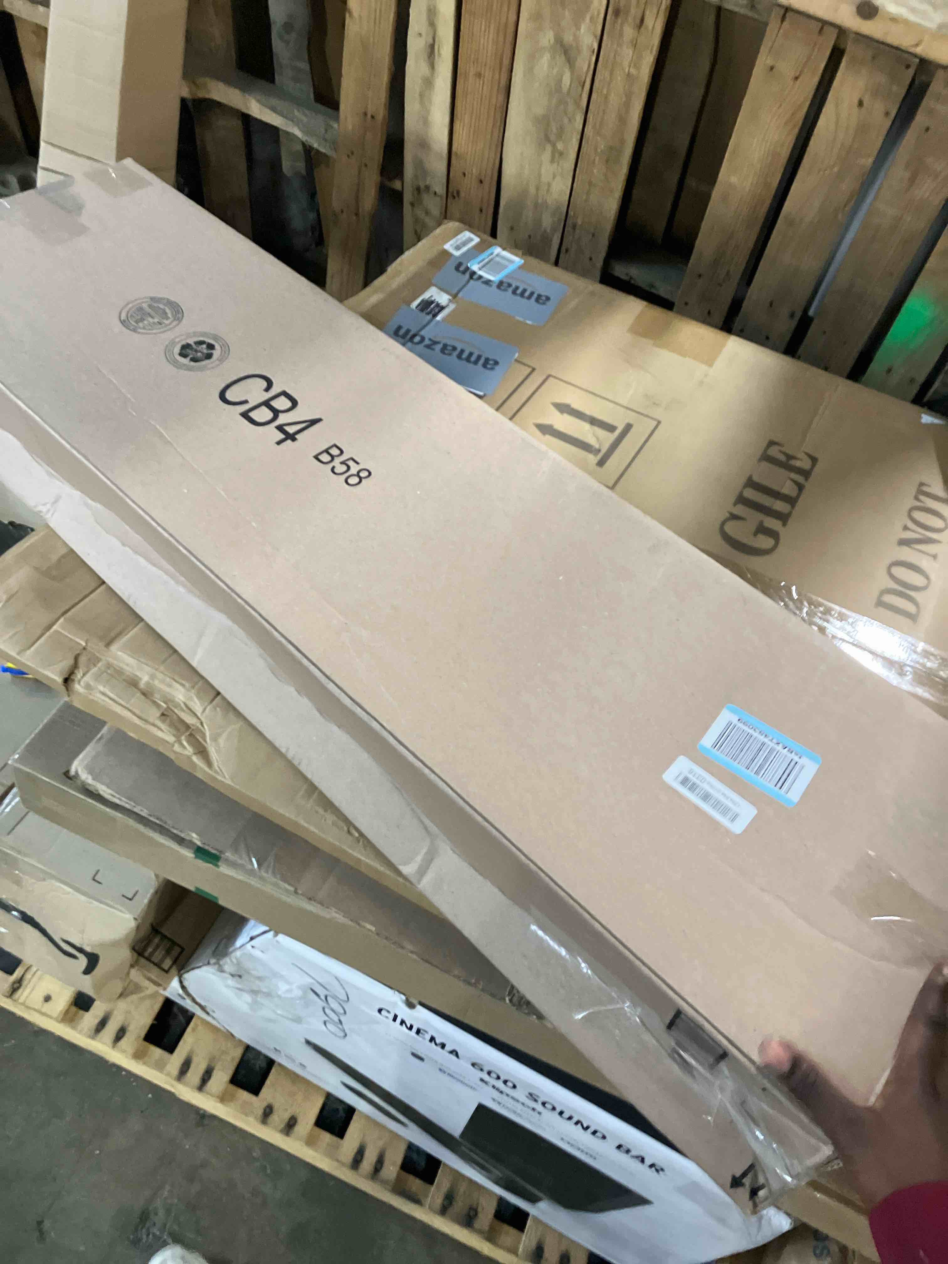 https://s3.amazonaws.com/lotting-images-prod/phillipi/PPE3509212_1758638546400.jpeg
