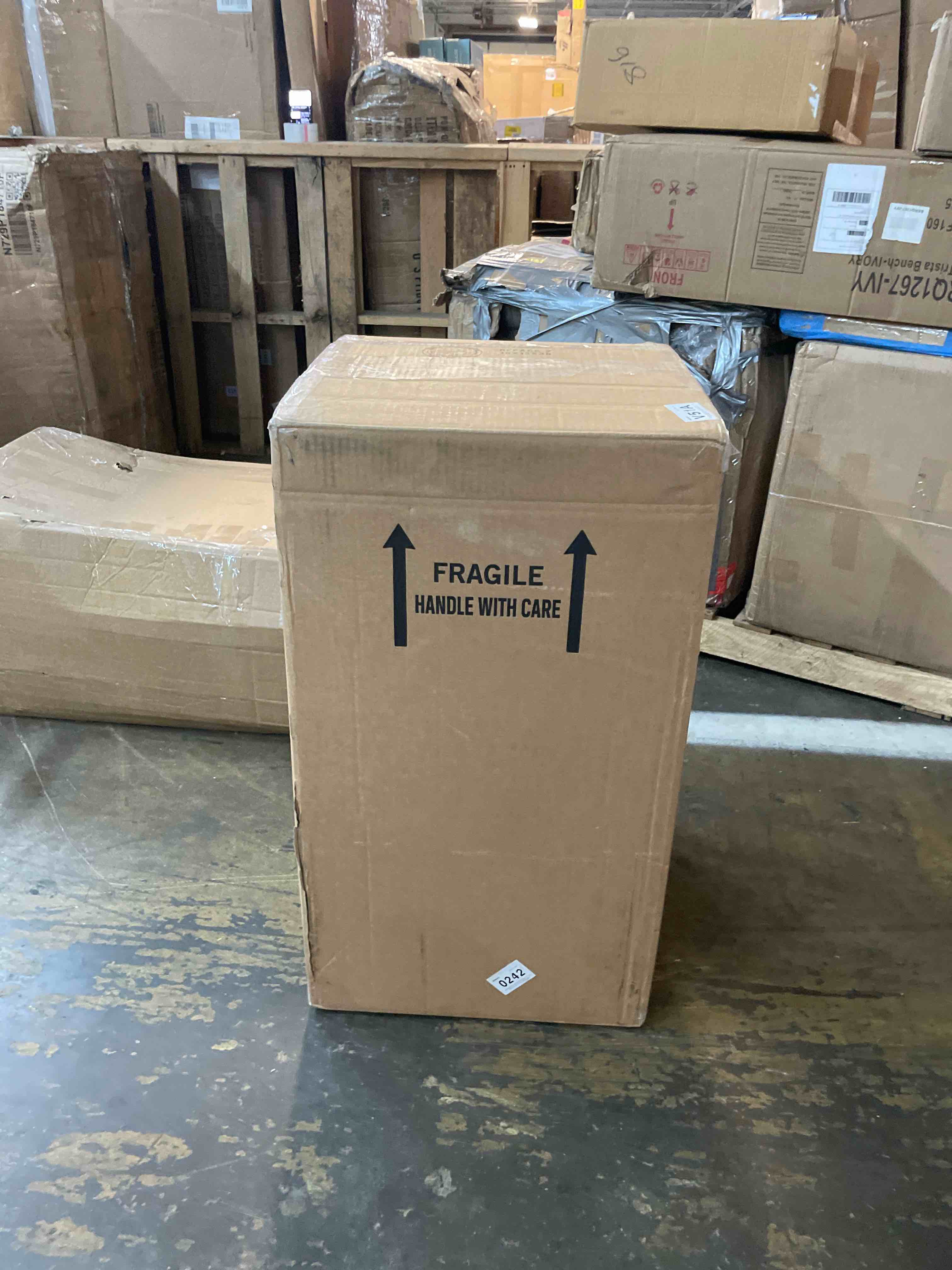 https://s3.amazonaws.com/lotting-images-prod/phillipi/PPE3509323_1758717764700.jpeg