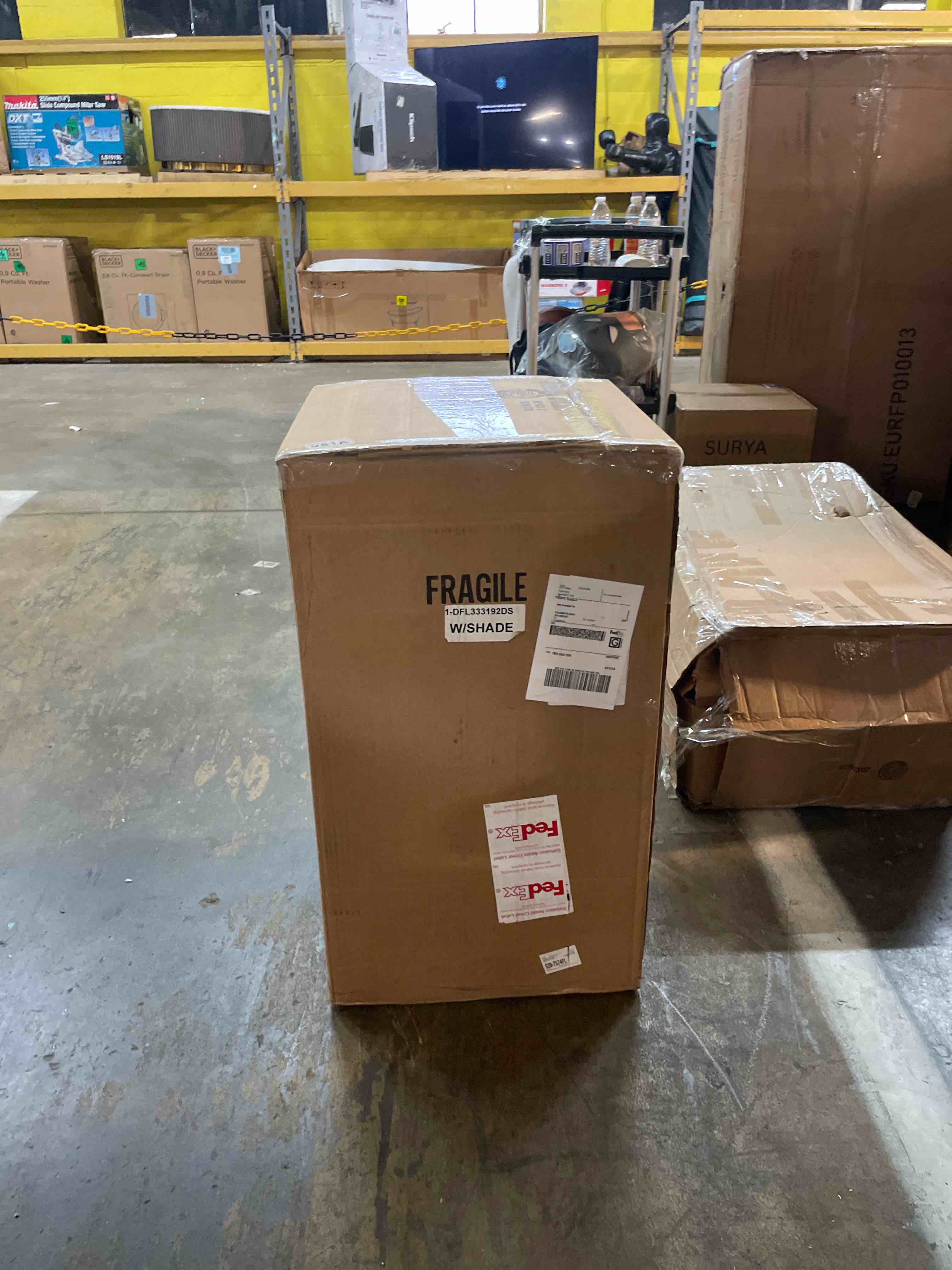 https://s3.amazonaws.com/lotting-images-prod/phillipi/PPE3509323_1758717768856.jpeg