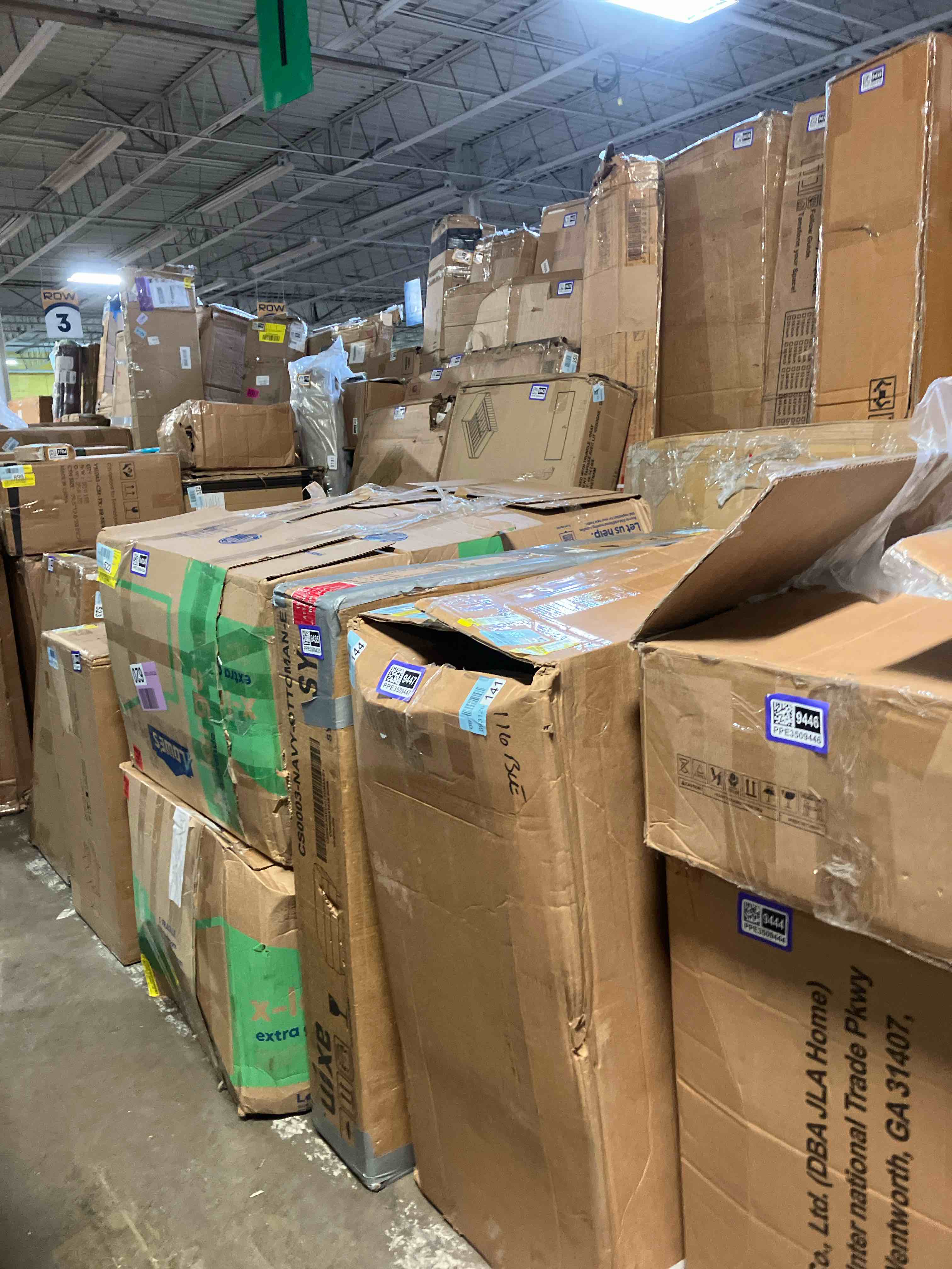 https://s3.amazonaws.com/lotting-images-prod/phillipi/PPE3509447_1760043627379.jpeg