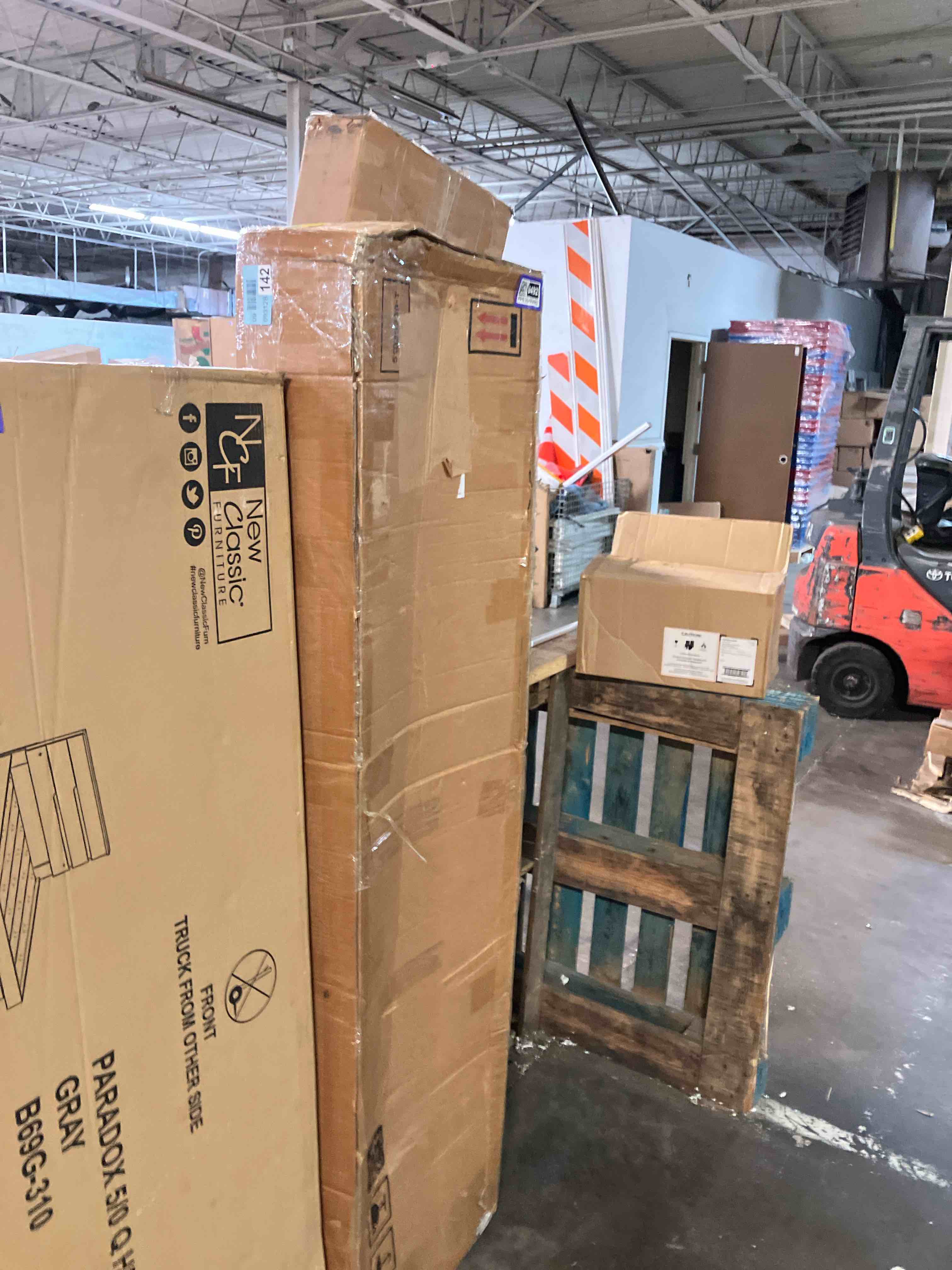 https://s3.amazonaws.com/lotting-images-prod/phillipi/PPE3509492_1760116961438.jpeg