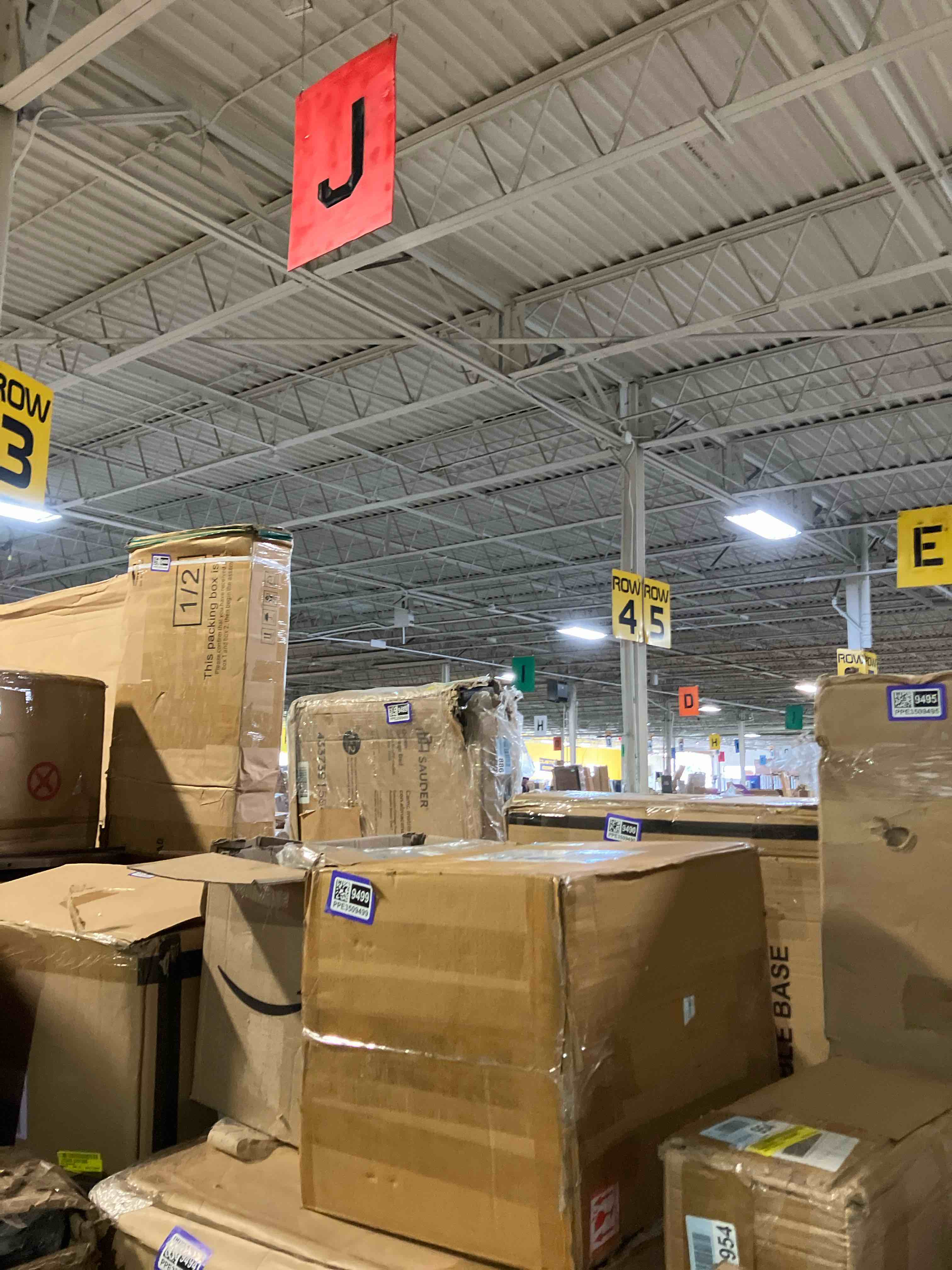 https://s3.amazonaws.com/lotting-images-prod/phillipi/PPE3509499_1760119208565.jpeg