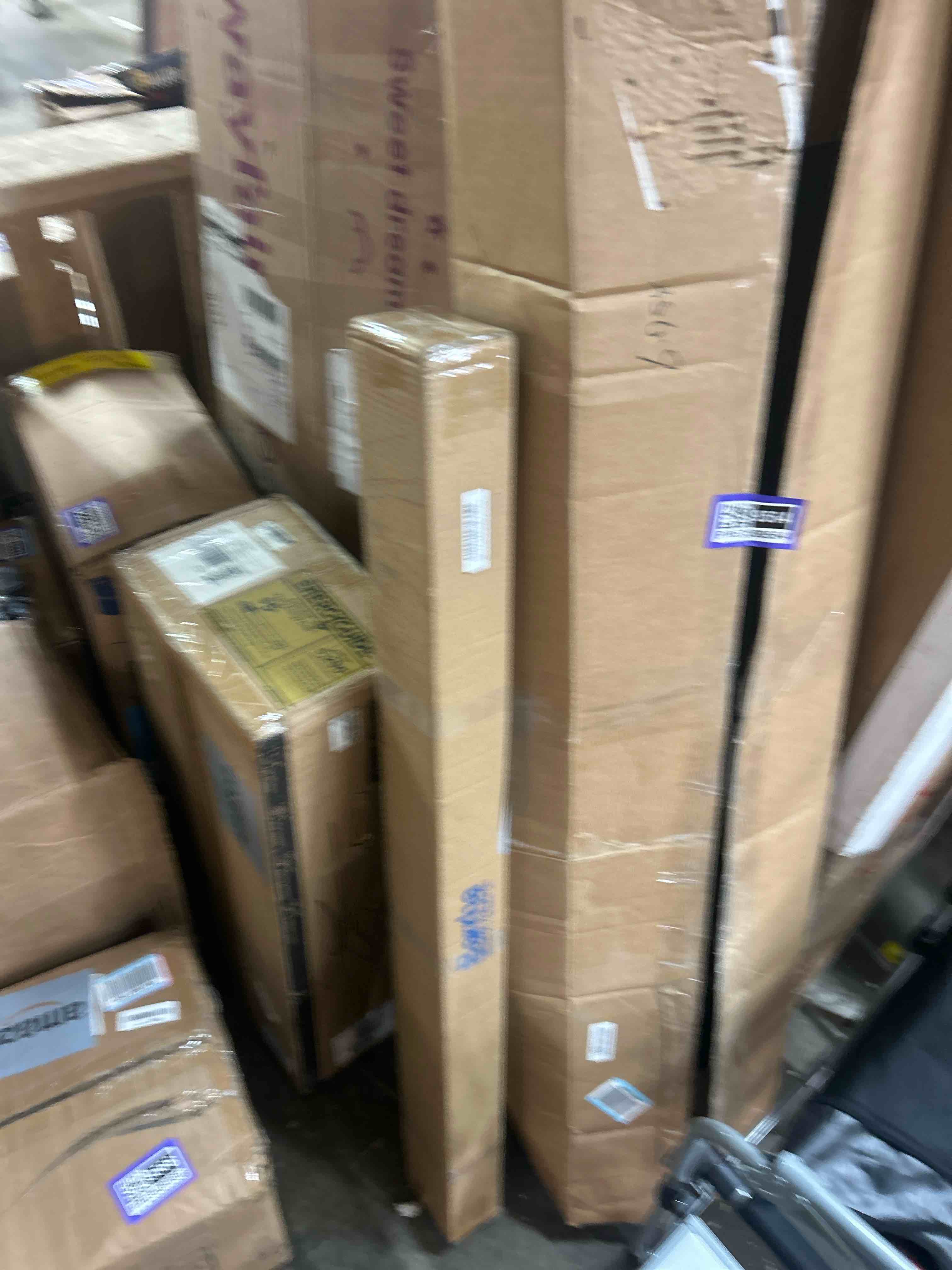 https://s3.amazonaws.com/lotting-images-prod/phillipi/PPE3509568_1758824218716.jpeg