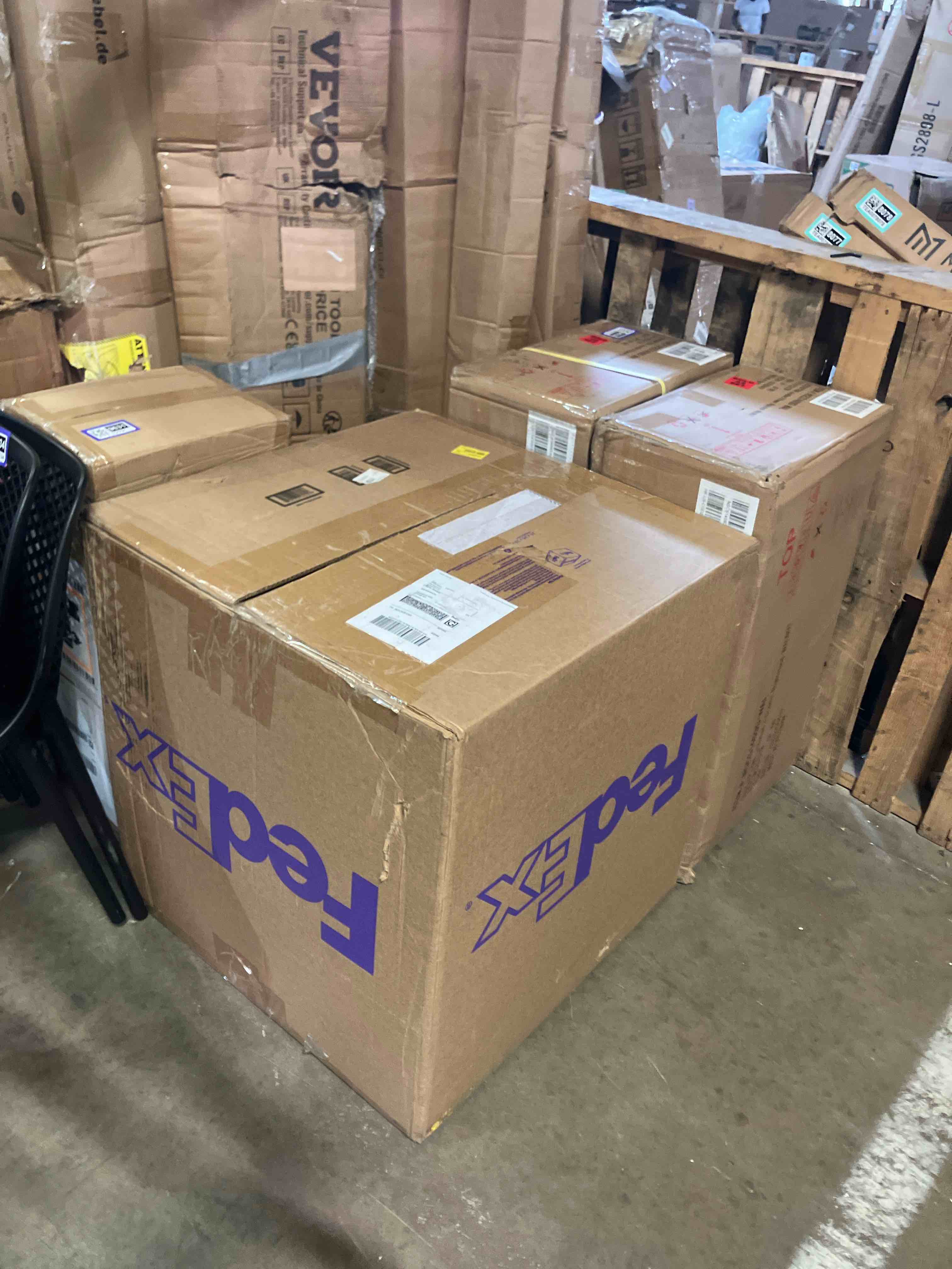 https://s3.amazonaws.com/lotting-images-prod/phillipi/PPE3509636_1758901343077.jpeg