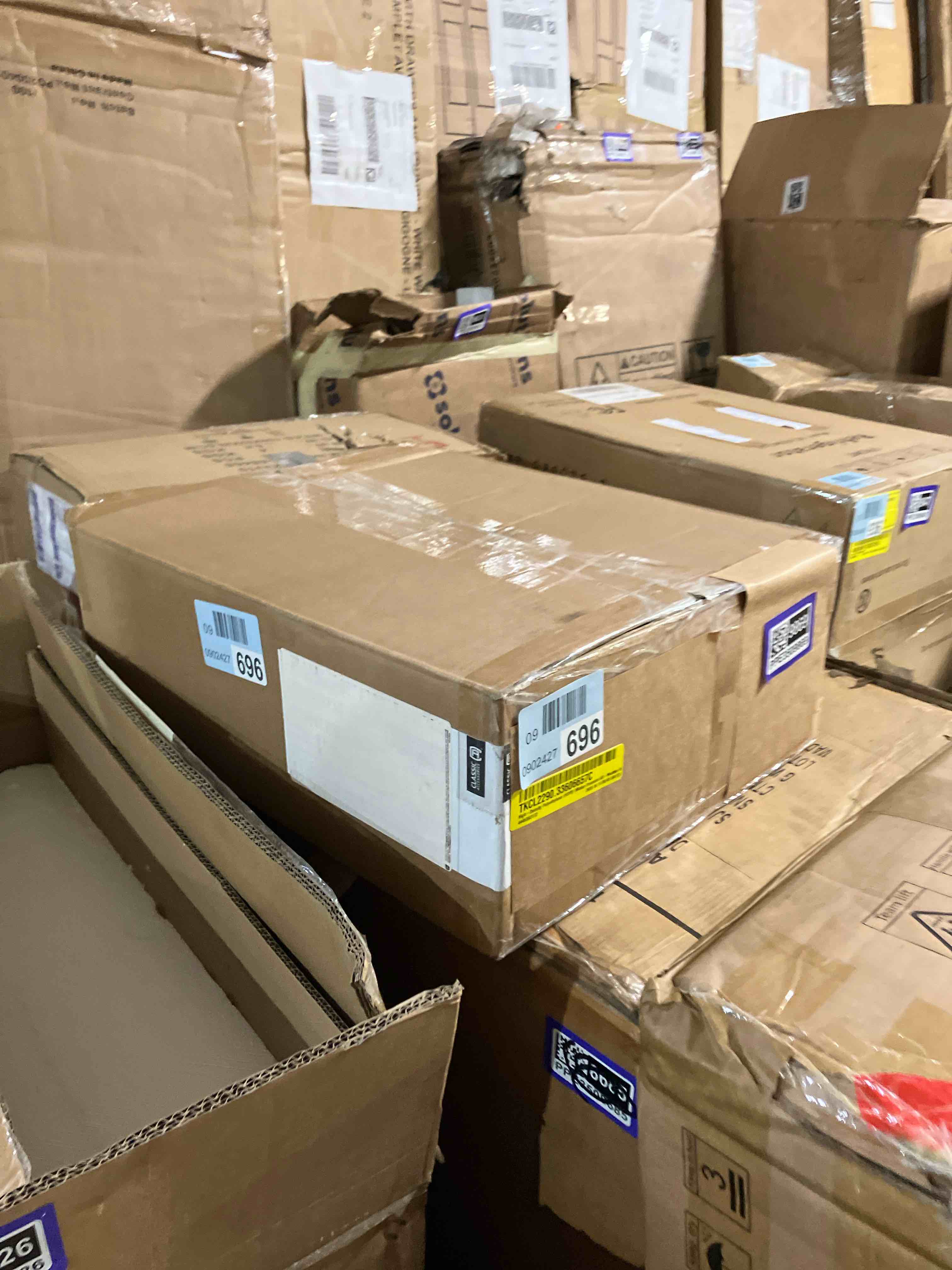 https://s3.amazonaws.com/lotting-images-prod/phillipi/PPE3509869_1759257437506.jpeg
