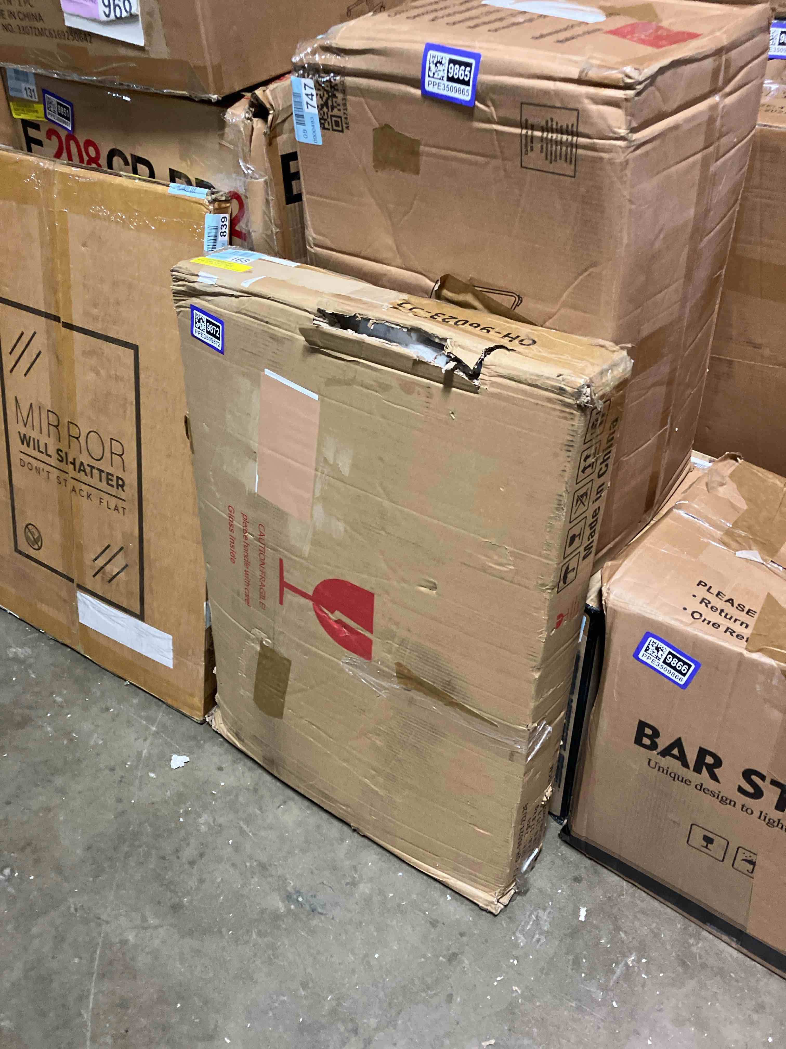 https://s3.amazonaws.com/lotting-images-prod/phillipi/PPE3509872_1759258649306.jpeg