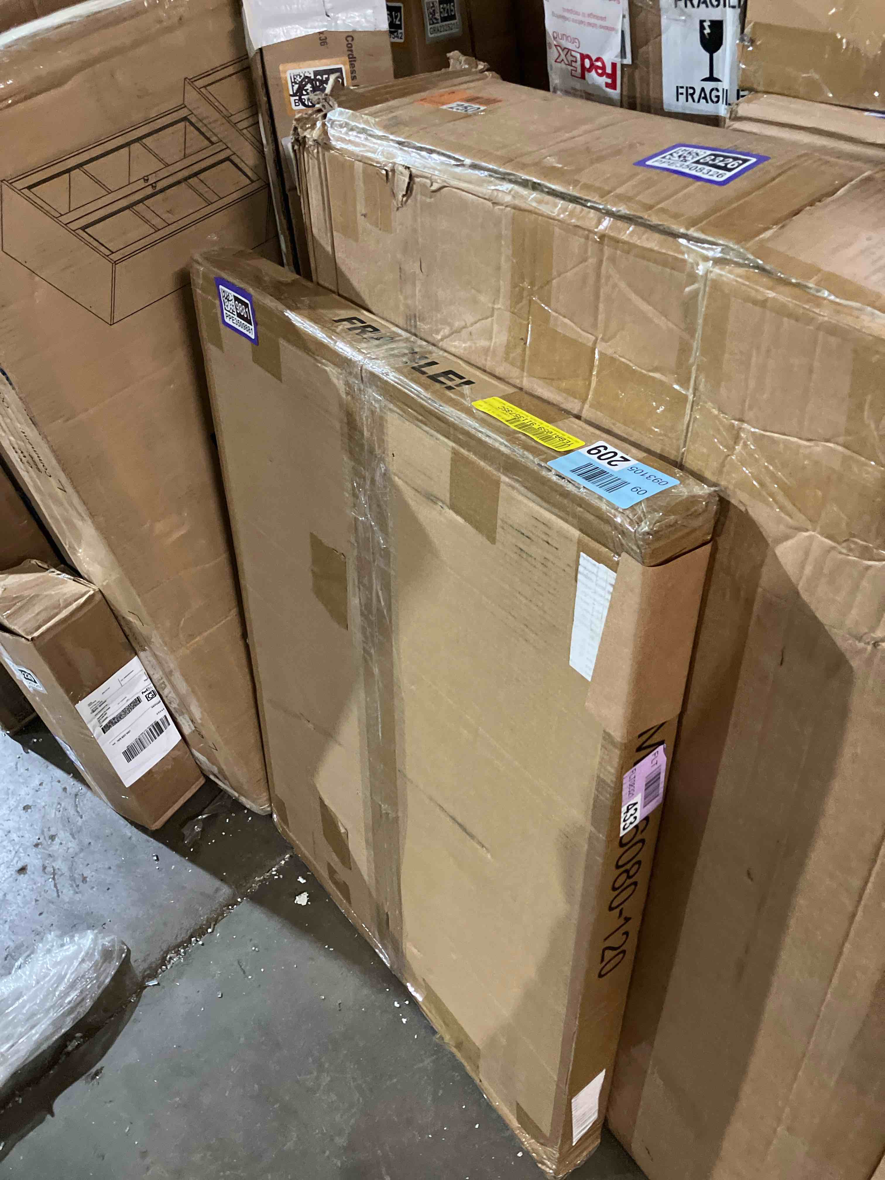 https://s3.amazonaws.com/lotting-images-prod/phillipi/PPE3509881_1759260333824.jpeg