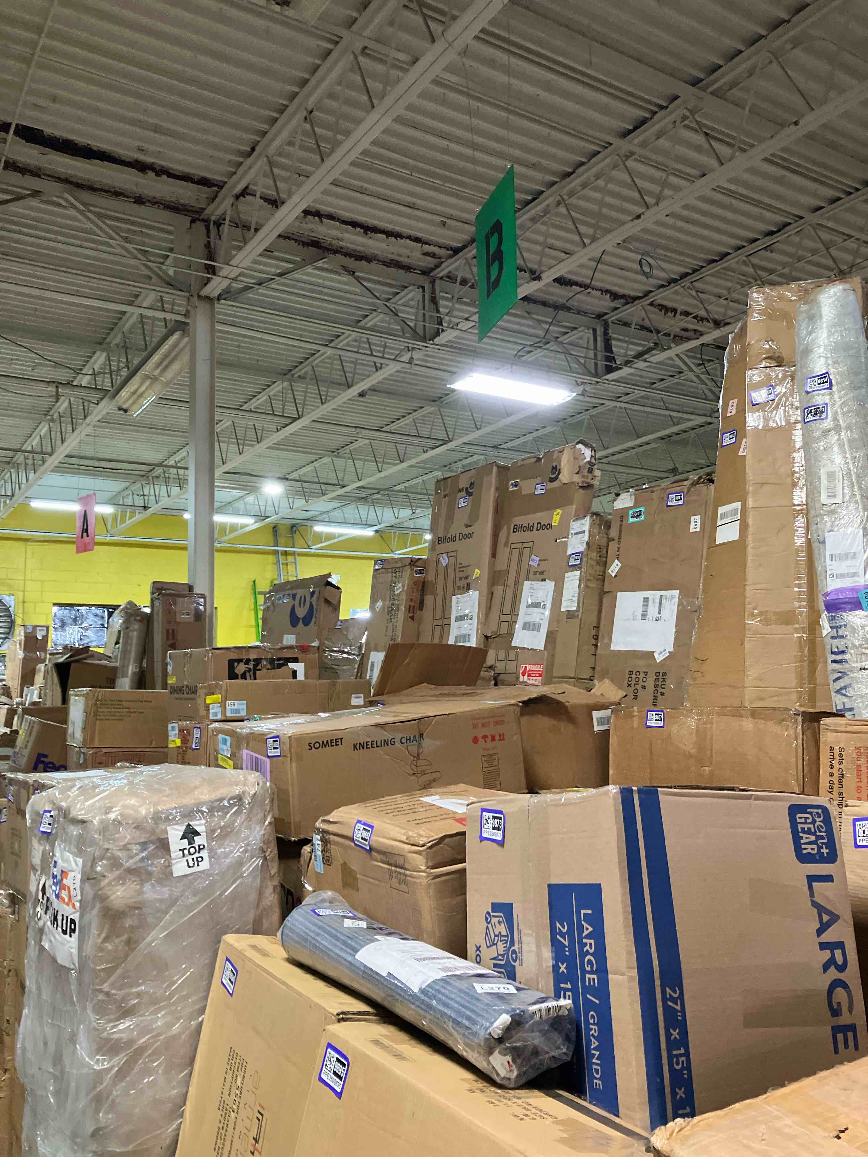 https://s3.amazonaws.com/lotting-images-prod/phillipi/PPE3509905_1759263980043.jpeg
