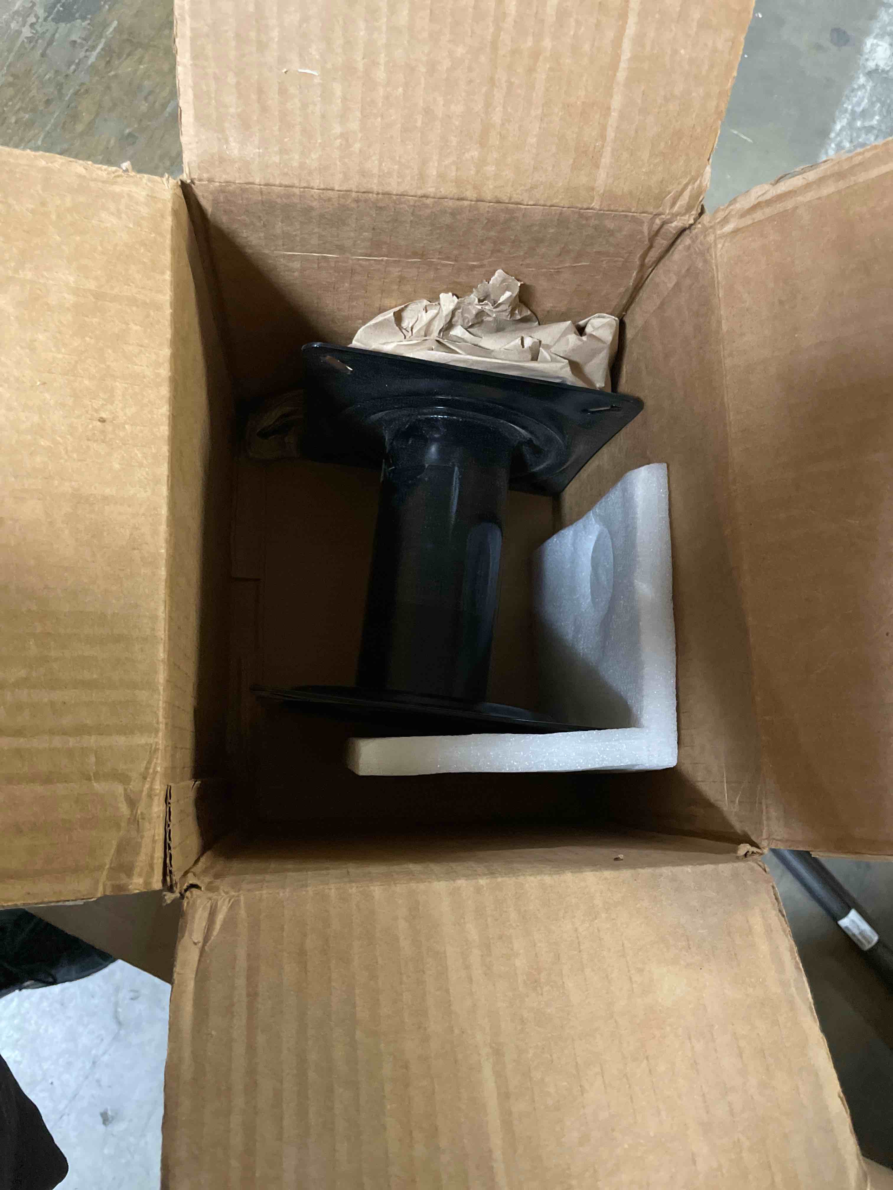 https://s3.amazonaws.com/lotting-images-prod/phillipi/PPE3510022_1759321751572.jpeg